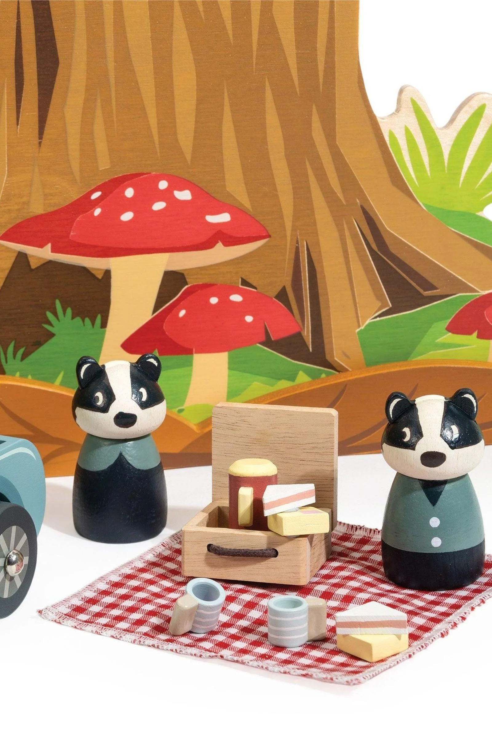 Tender Leaf Wooden Toys, Badger Picnic Motorbike Ride - Image 6