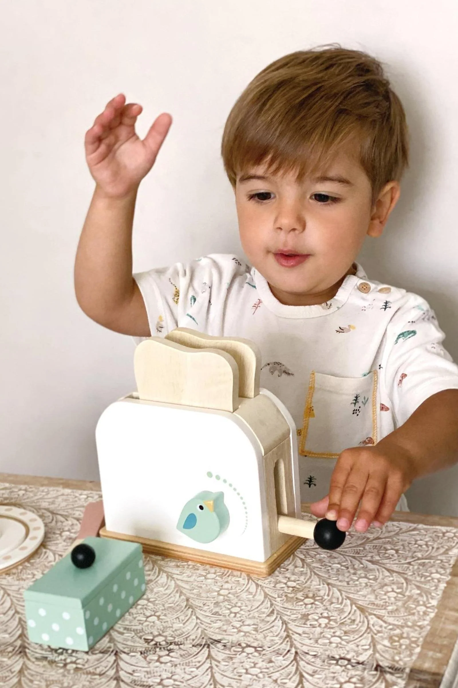 Tender Leaf Wooden Toys, Breakfast Toaster Set - Image 3
