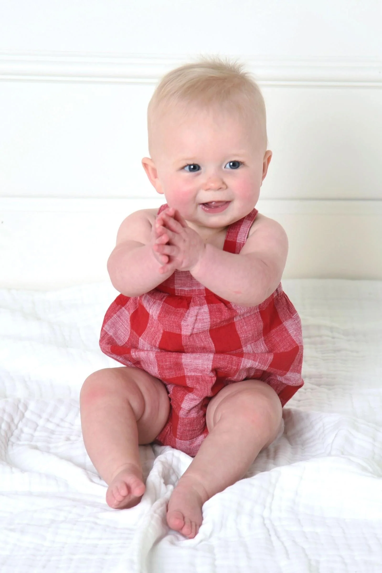 Hope & Henry Organic Cotton Seersucker Bubble Romper, Red Pencil Check,  Baby