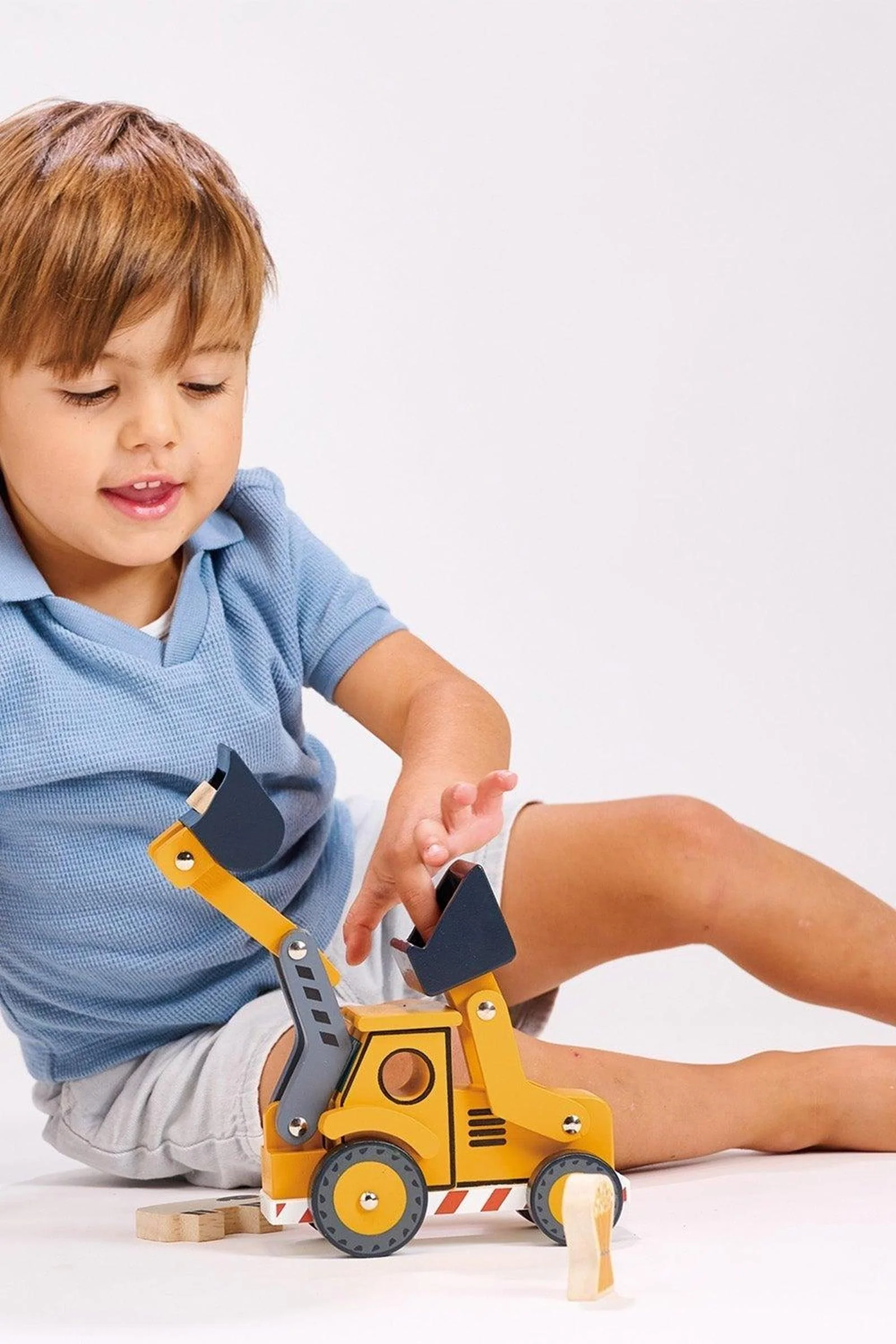 Mentari Wooden Toys, Construction Vehicles Bundle, Backhoe, Crane, Dump Truck, Excavator and Loader - Image 4