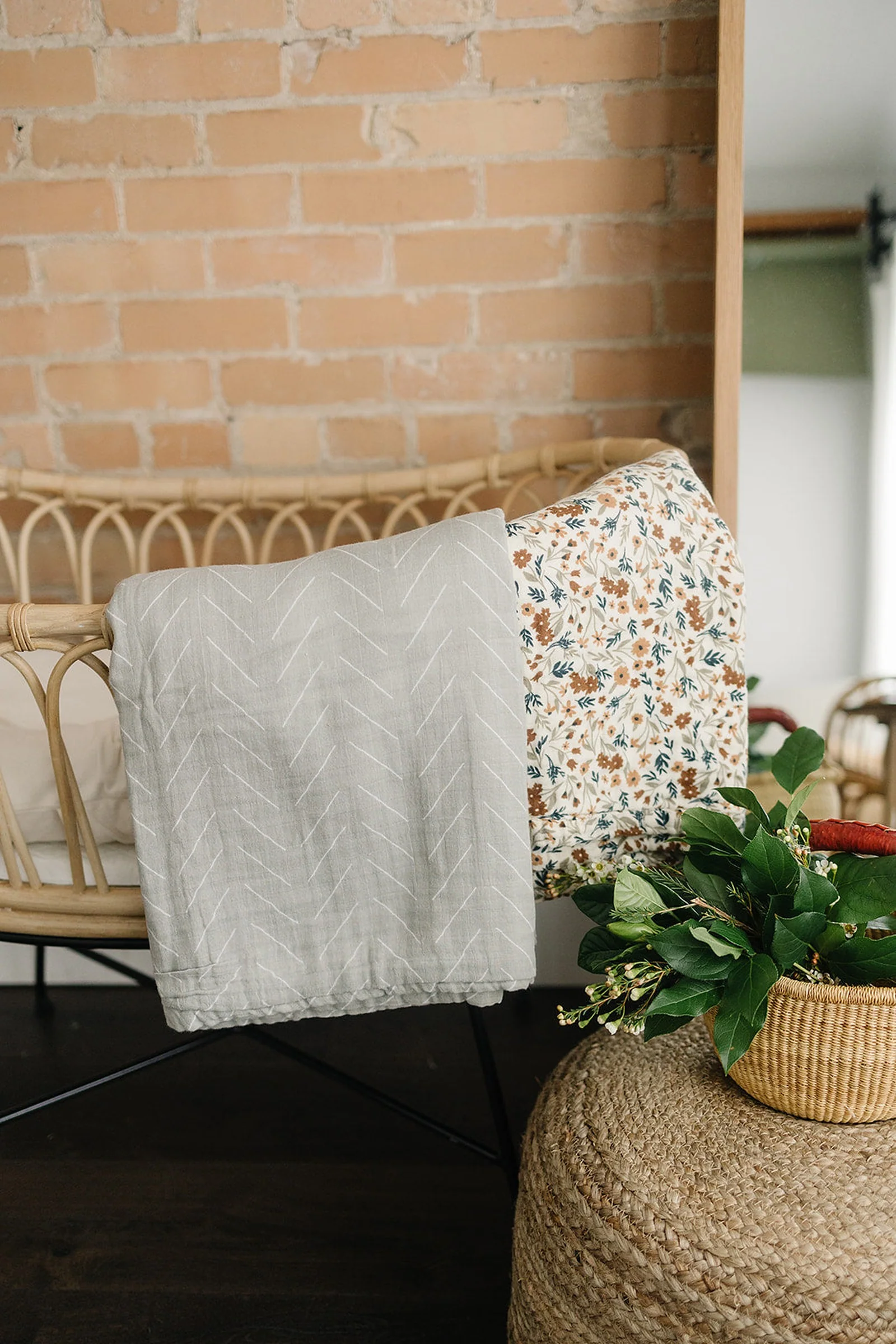 Mebie Baby Desert Sage Muslin Crib Quilt, 100% Cotton, Baby Essentials