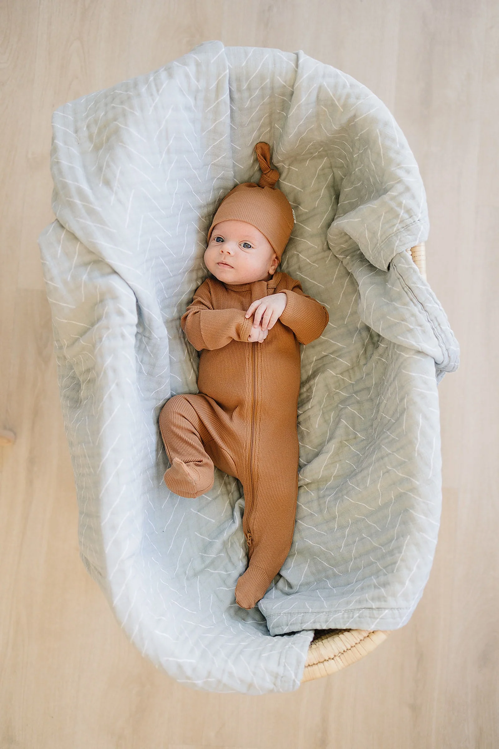 Mebie Baby Desert Sage Muslin Crib Quilt, 100% Cotton, Baby Essentials - Image 5