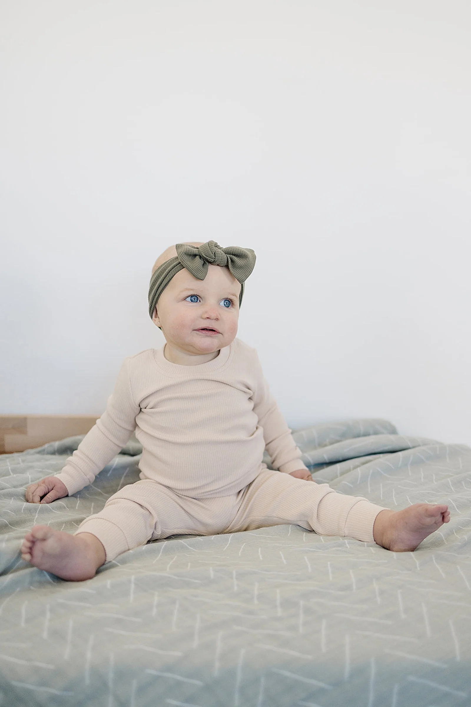 Mebie Baby Desert Sage Muslin Crib Quilt, 100% Cotton, Baby Essentials - Image 6