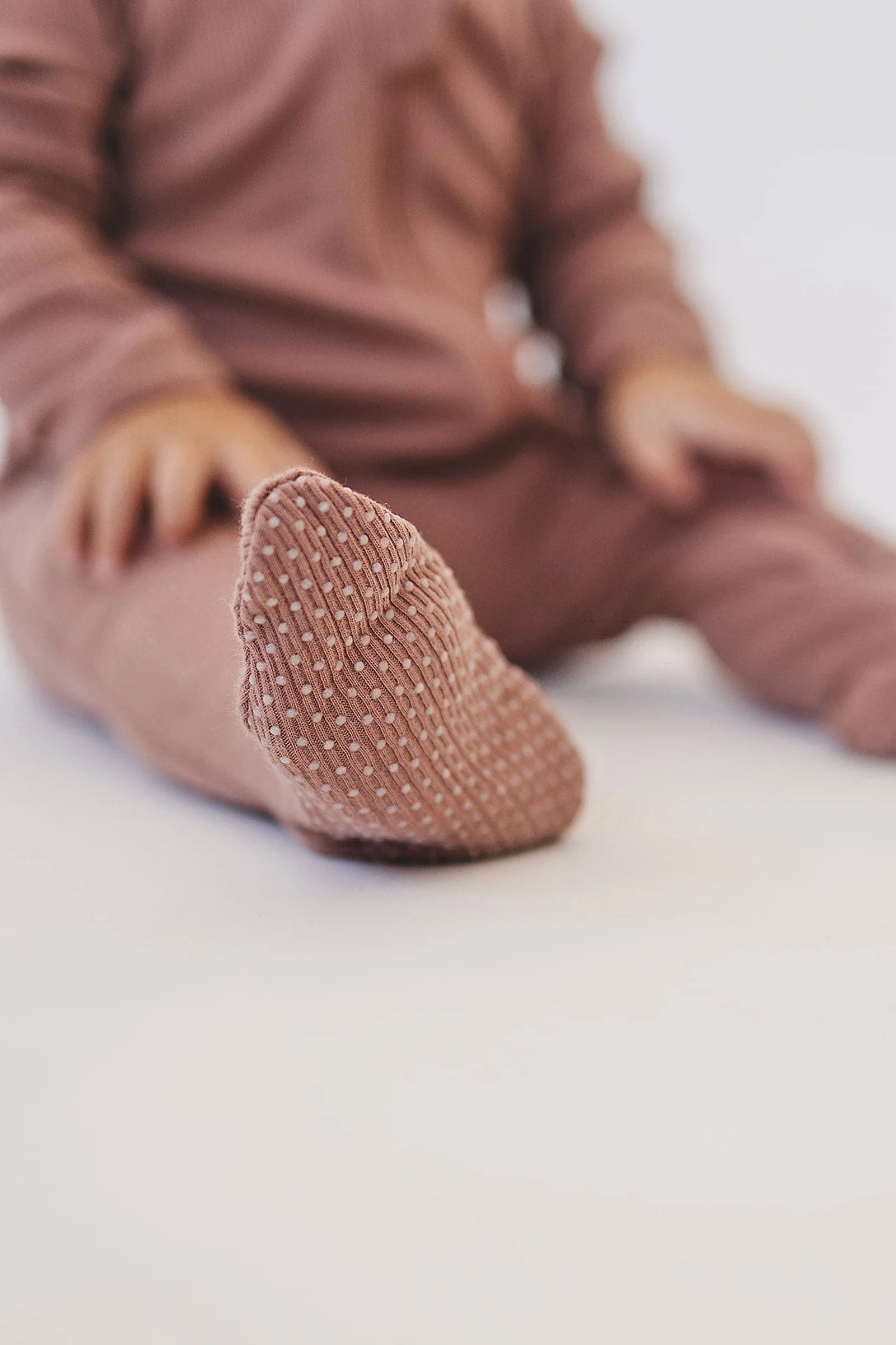 Mebie Baby Dusty Rose Ribbed Zipper Footed Pajama, Baby Essentials, Organic Cotton - Image 4