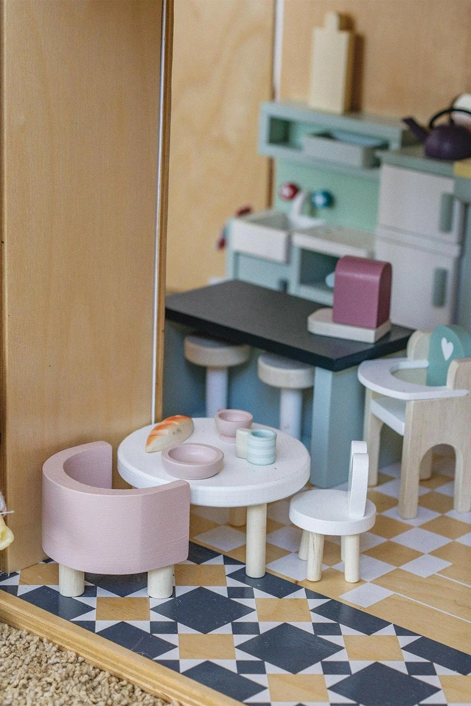 Tender Leaf Wooden Toys, Fantail Hall, Dollhouse - Image 11