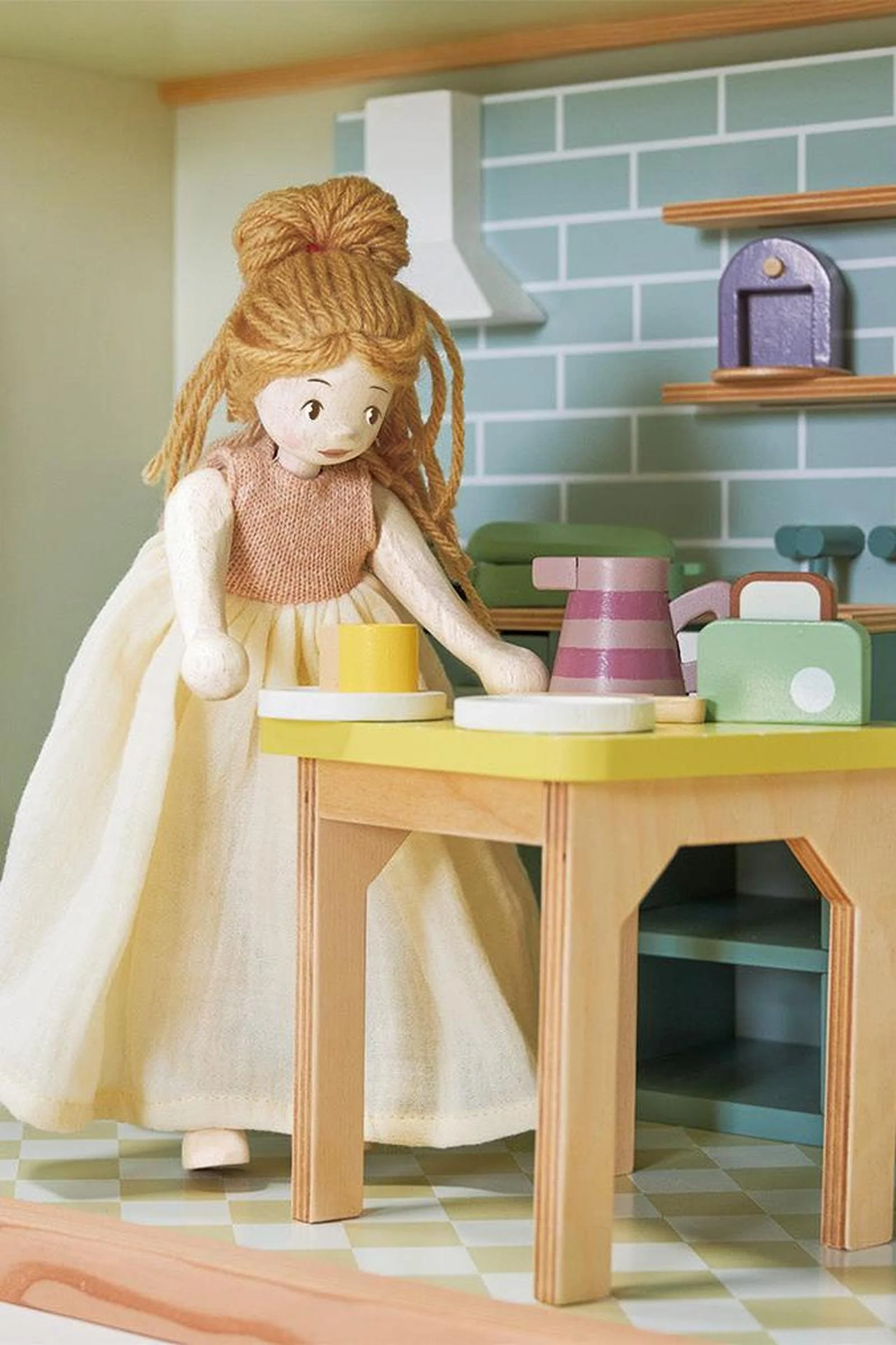 Tender Leaf Wooden Toys, Ferne Wooden Doll - Image 5