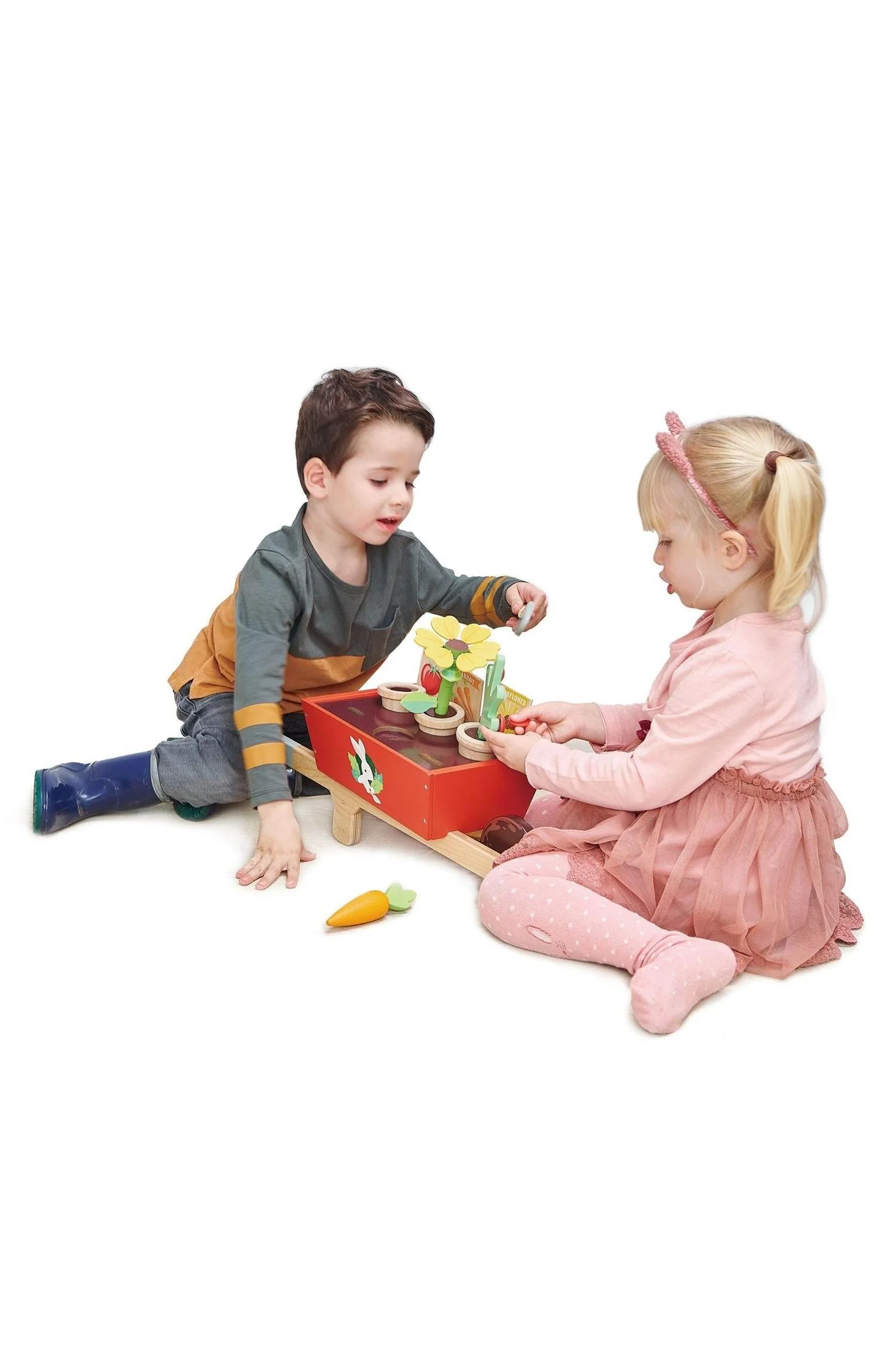 Tender Leaf Wooden Toys, Garden Wheelbarrow Set - Image 4