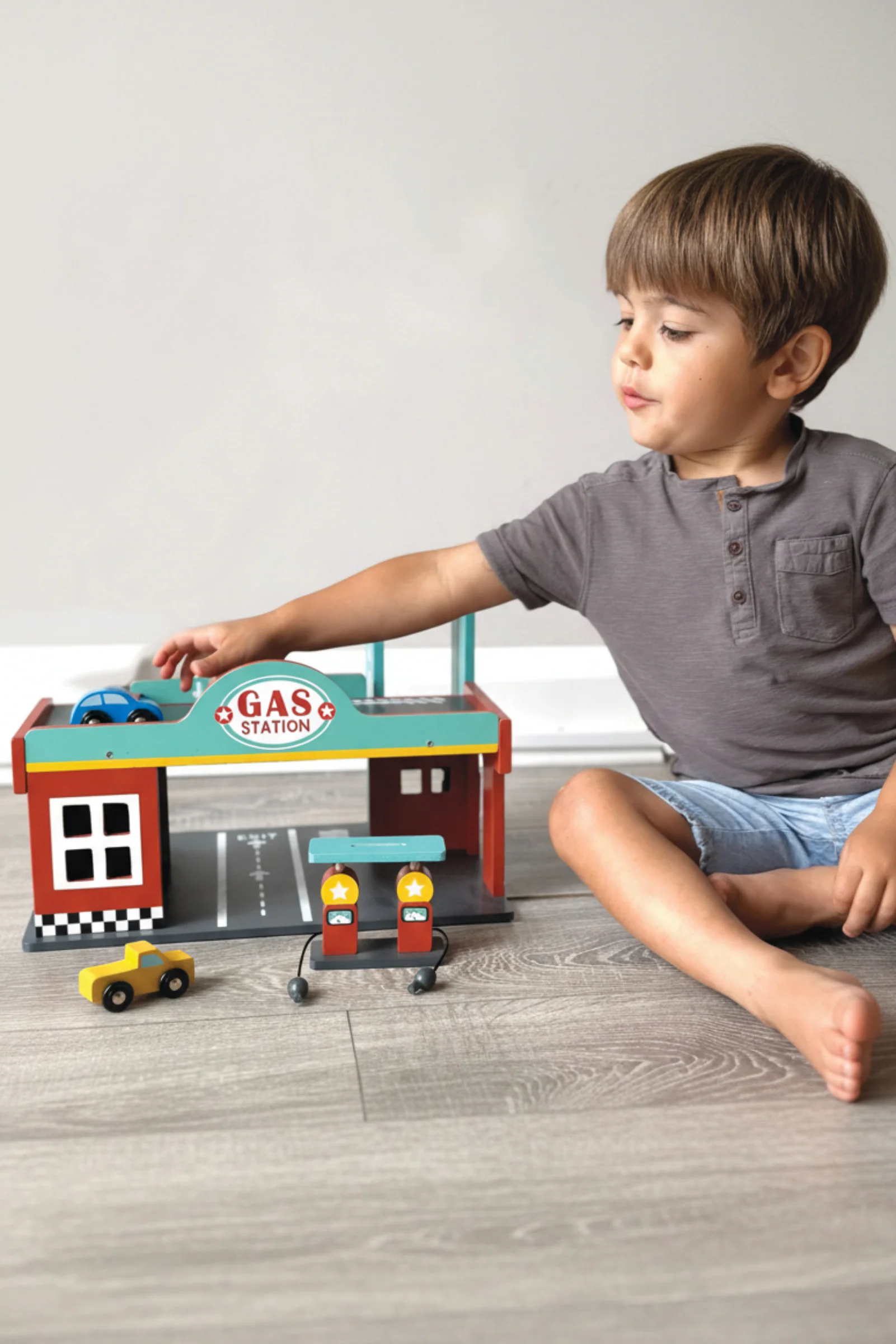 Mentari Wooden Toys, Gas Station - Image 5