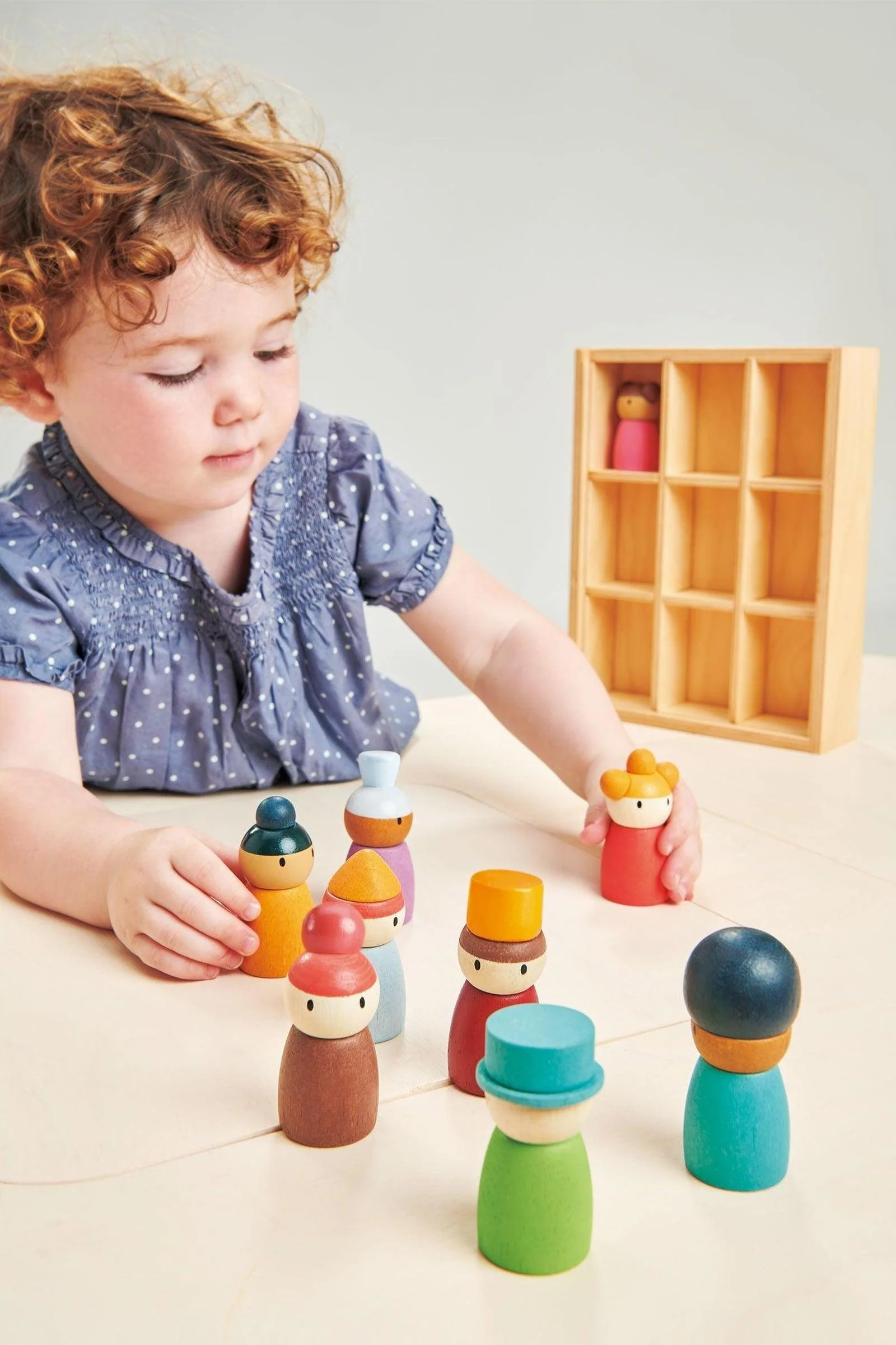Tender Leaf Wooden Toys, Happy Folk Hotel, Dollhouse - Image 3