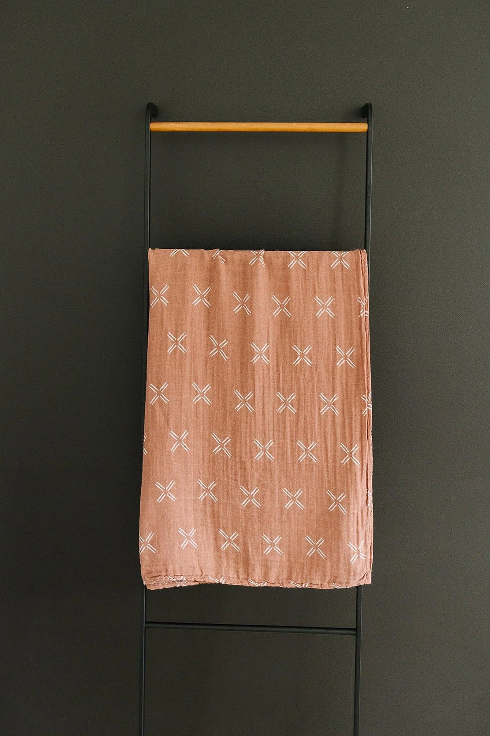 Mebie Baby Just Peachy Muslin Swaddle Blanket, 100% Cotton, Baby Essentials - Image 5