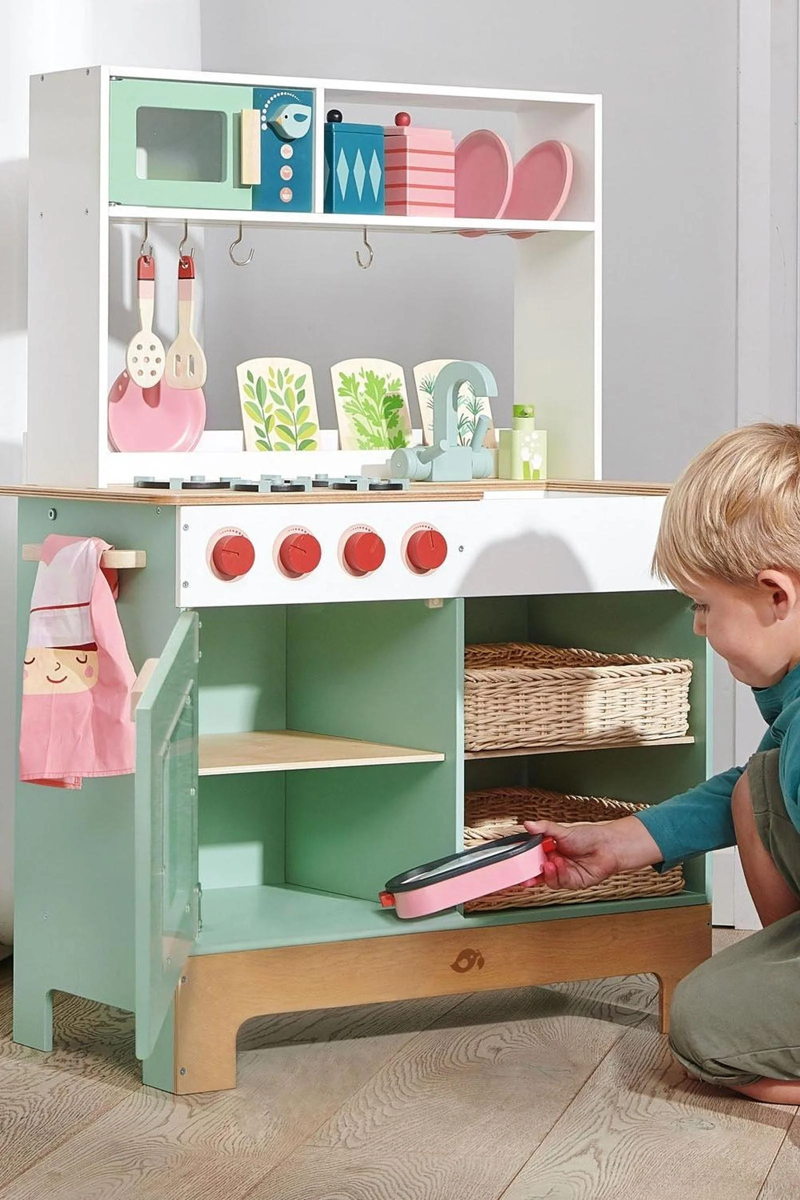 Tender Leaf Wooden Toys, Kitchen Range - Image 3