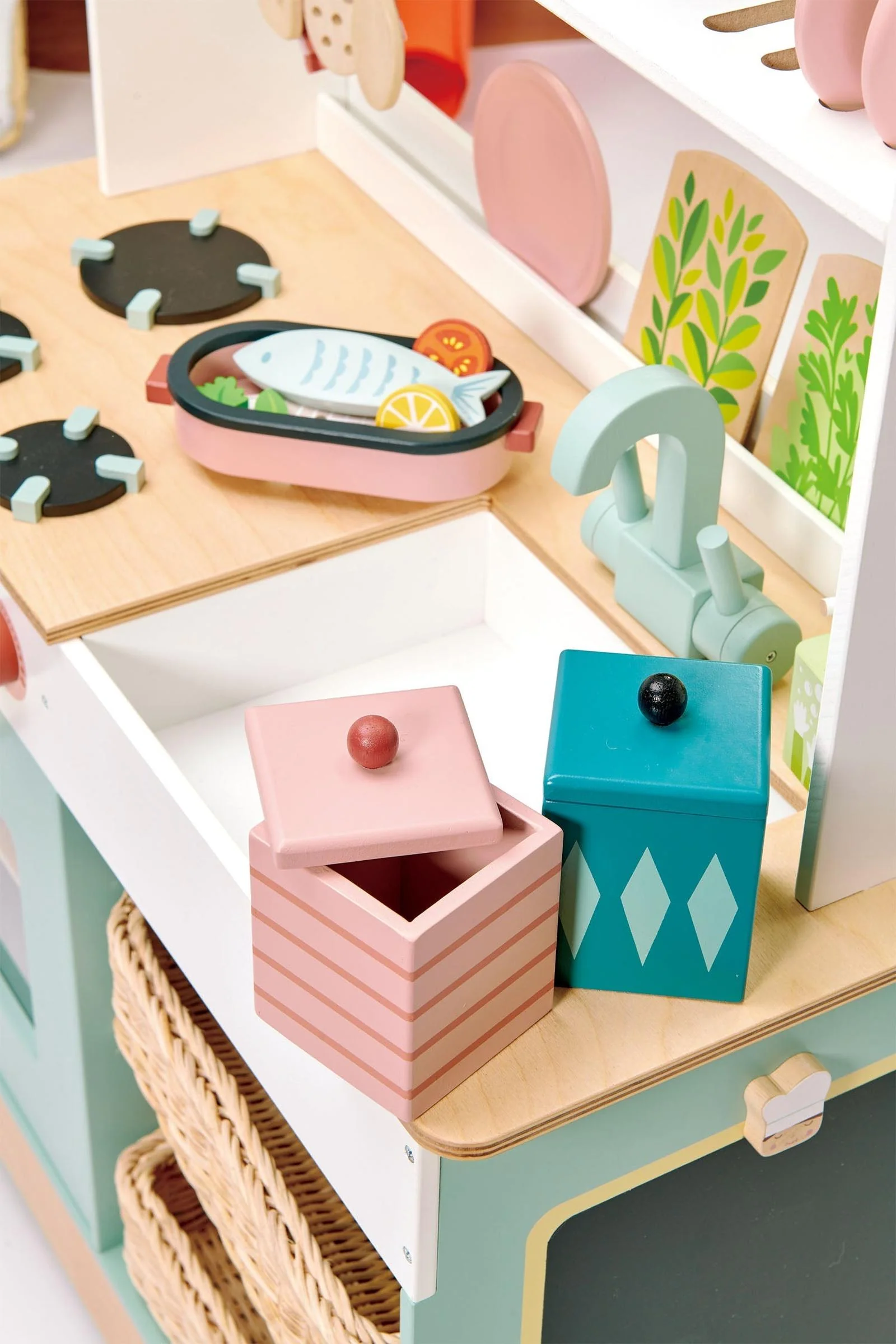Tender Leaf Wooden Toys, Kitchen Range - Image 6