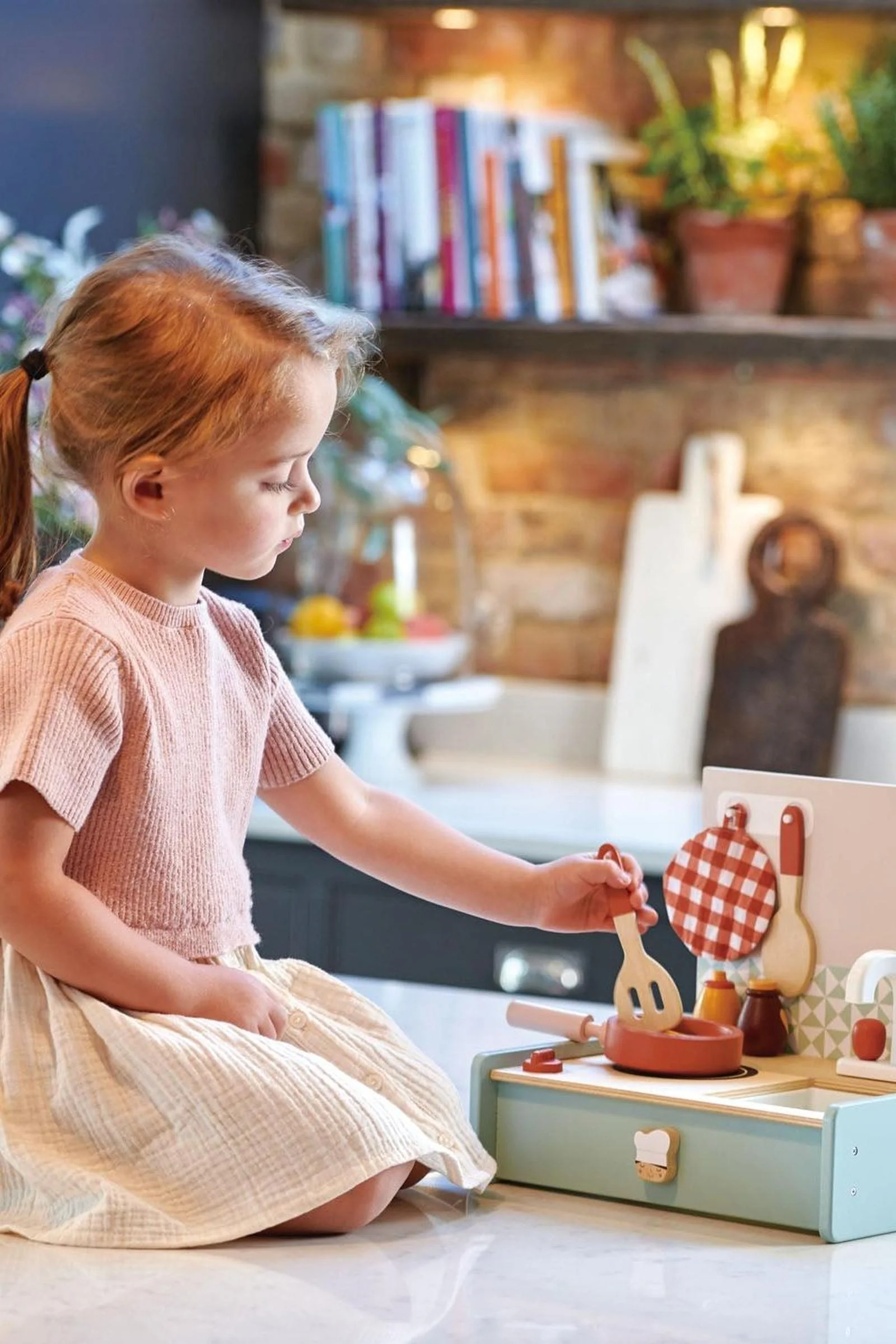 Tender Leaf Wooden Toys, Kitchenette - Image 3