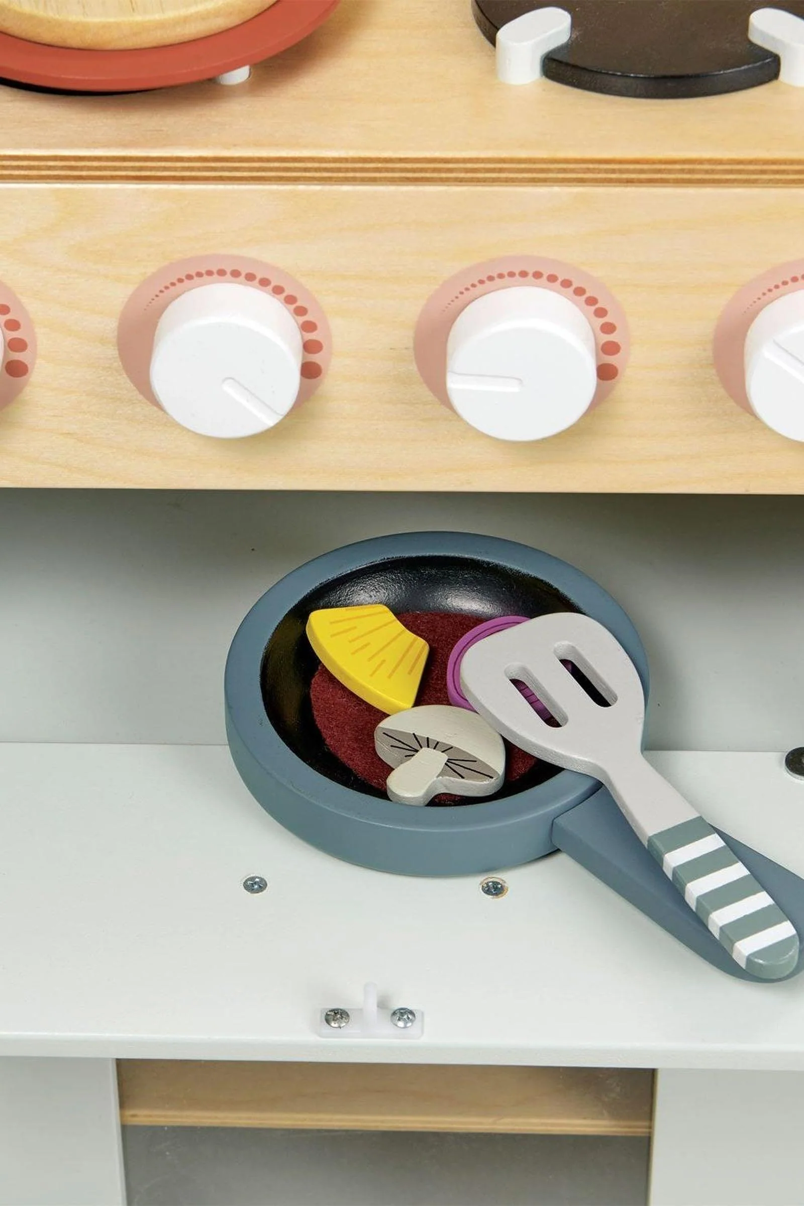 Tender Leaf Wooden Toys, La Fiamma Grand Kitchen - Image 12