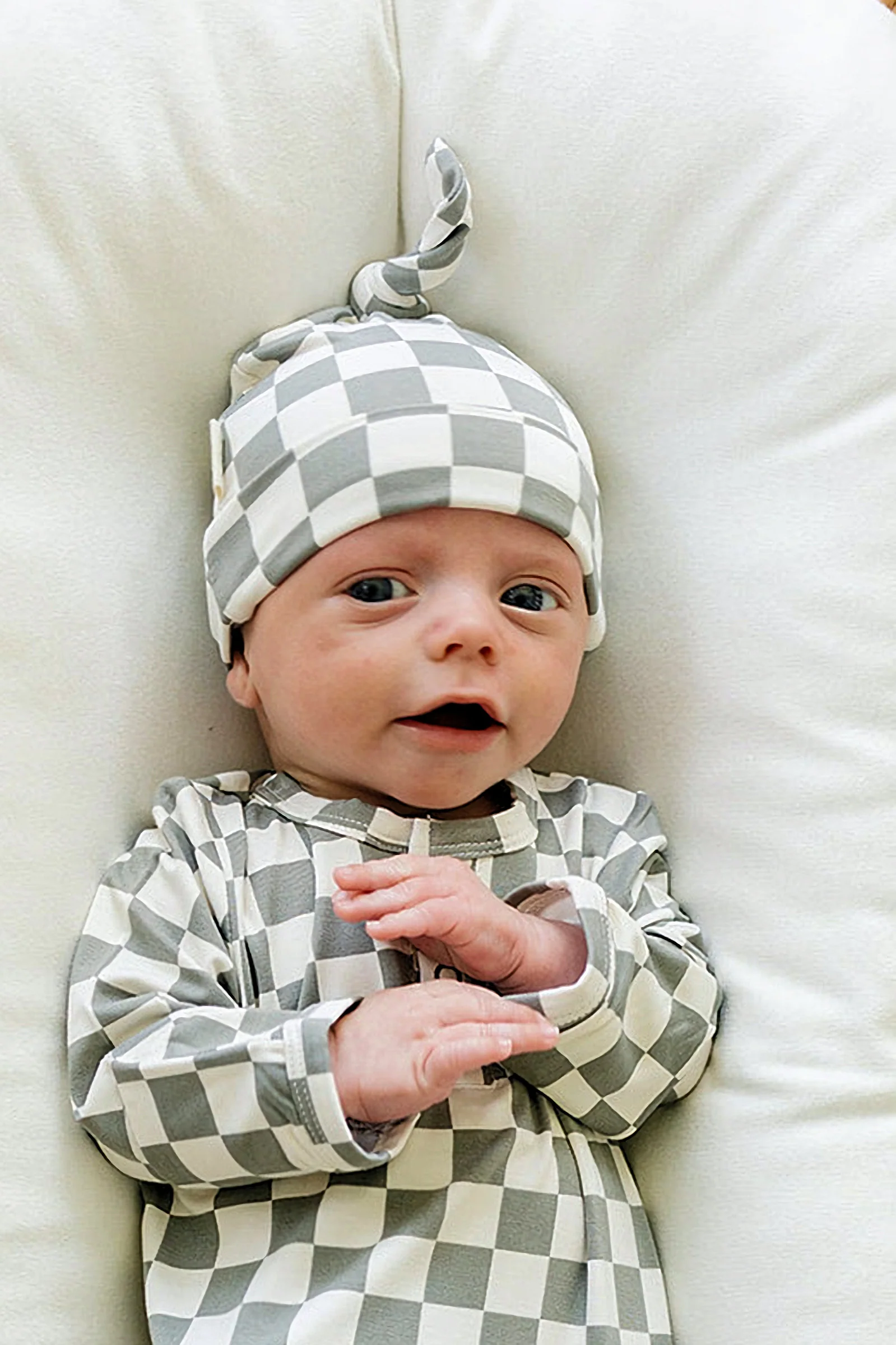 Mebie Baby Light Green Checkered Knot Hat, Bamboo, Newborn, Baby Essentials