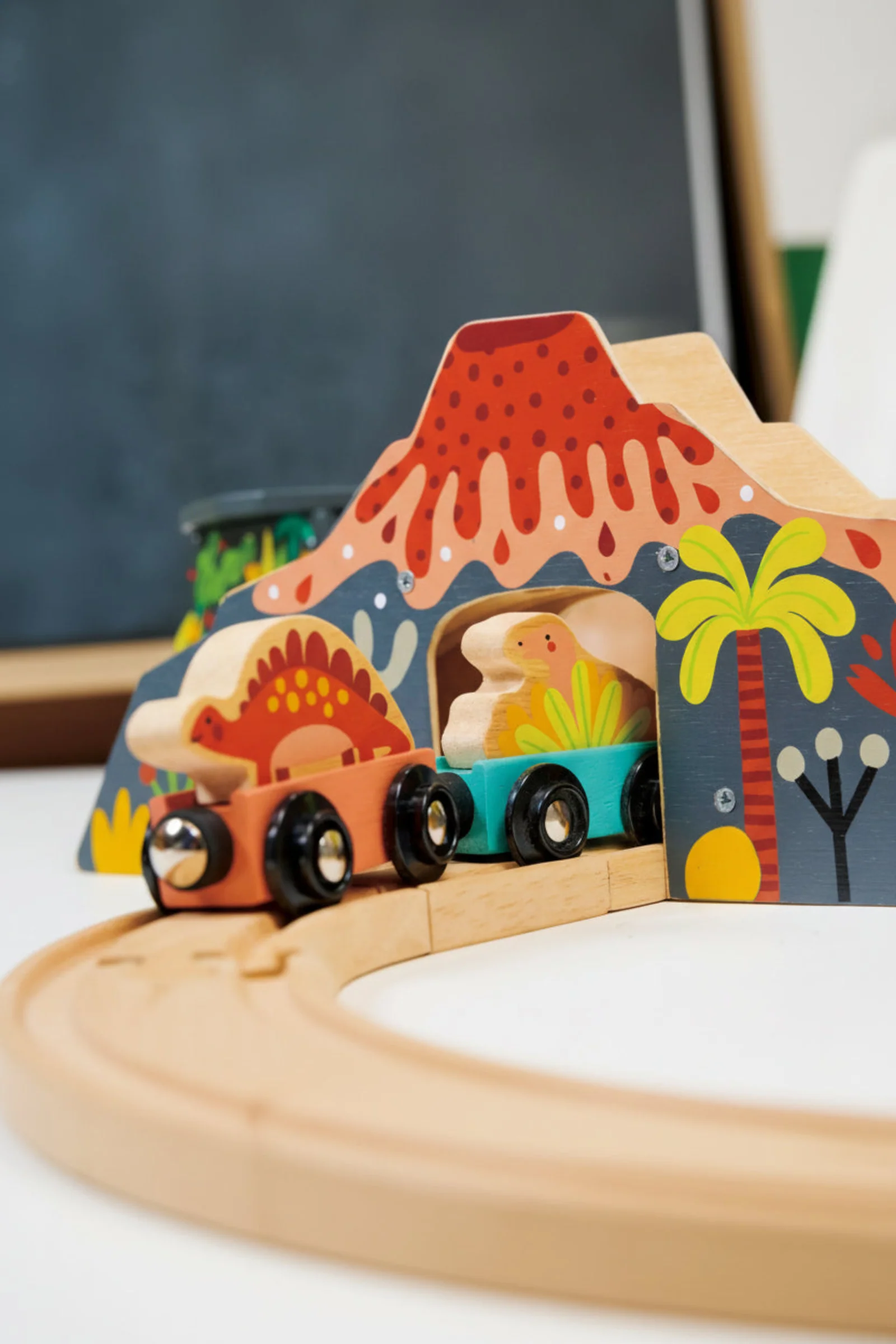 Mentari Wooden Toys, Lost World Dinosaur Railway Set - Image 6