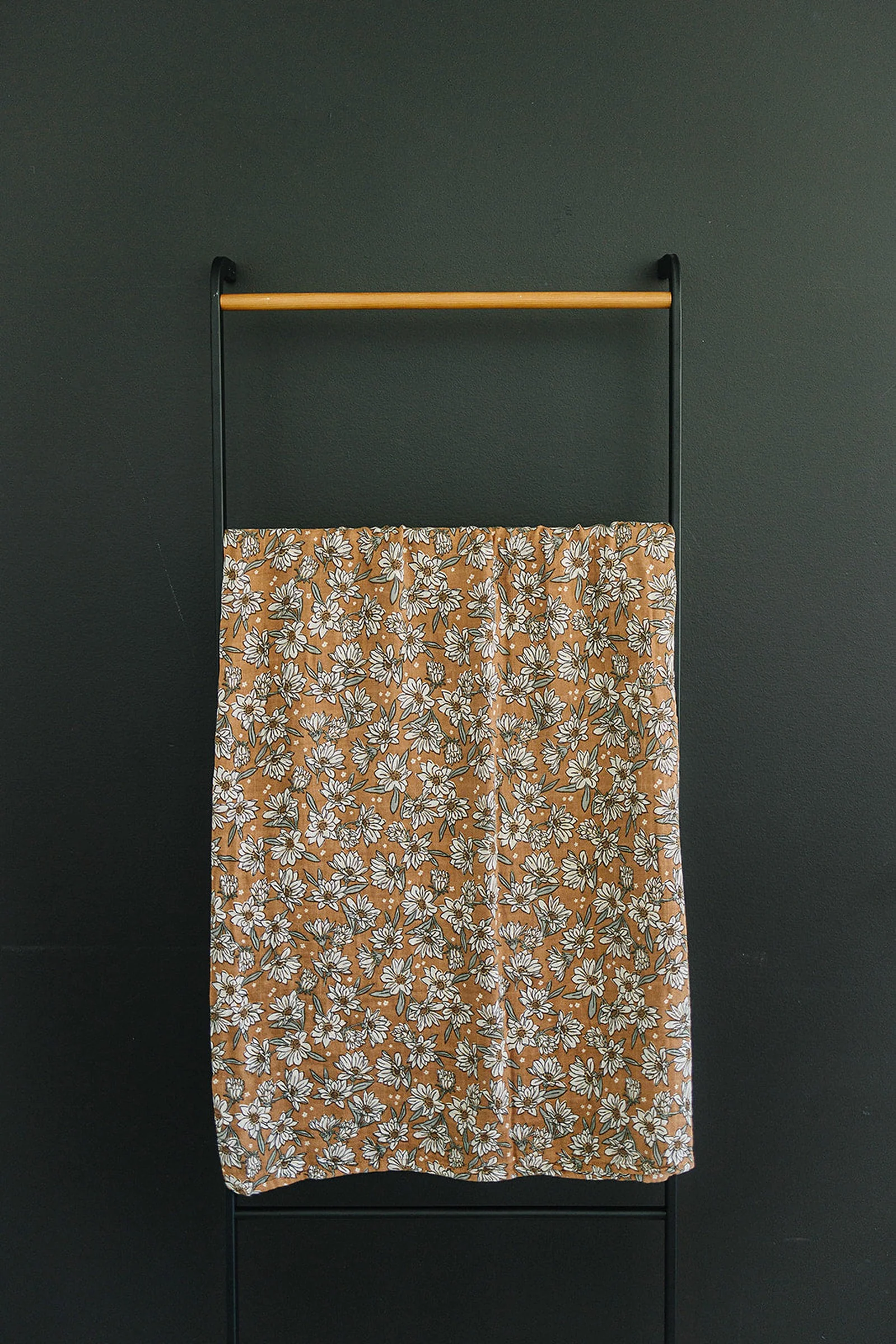 Mebie Baby Magnolia Muslin Swaddle Blanket, 100% Cotton, Baby Essentials - Image 4