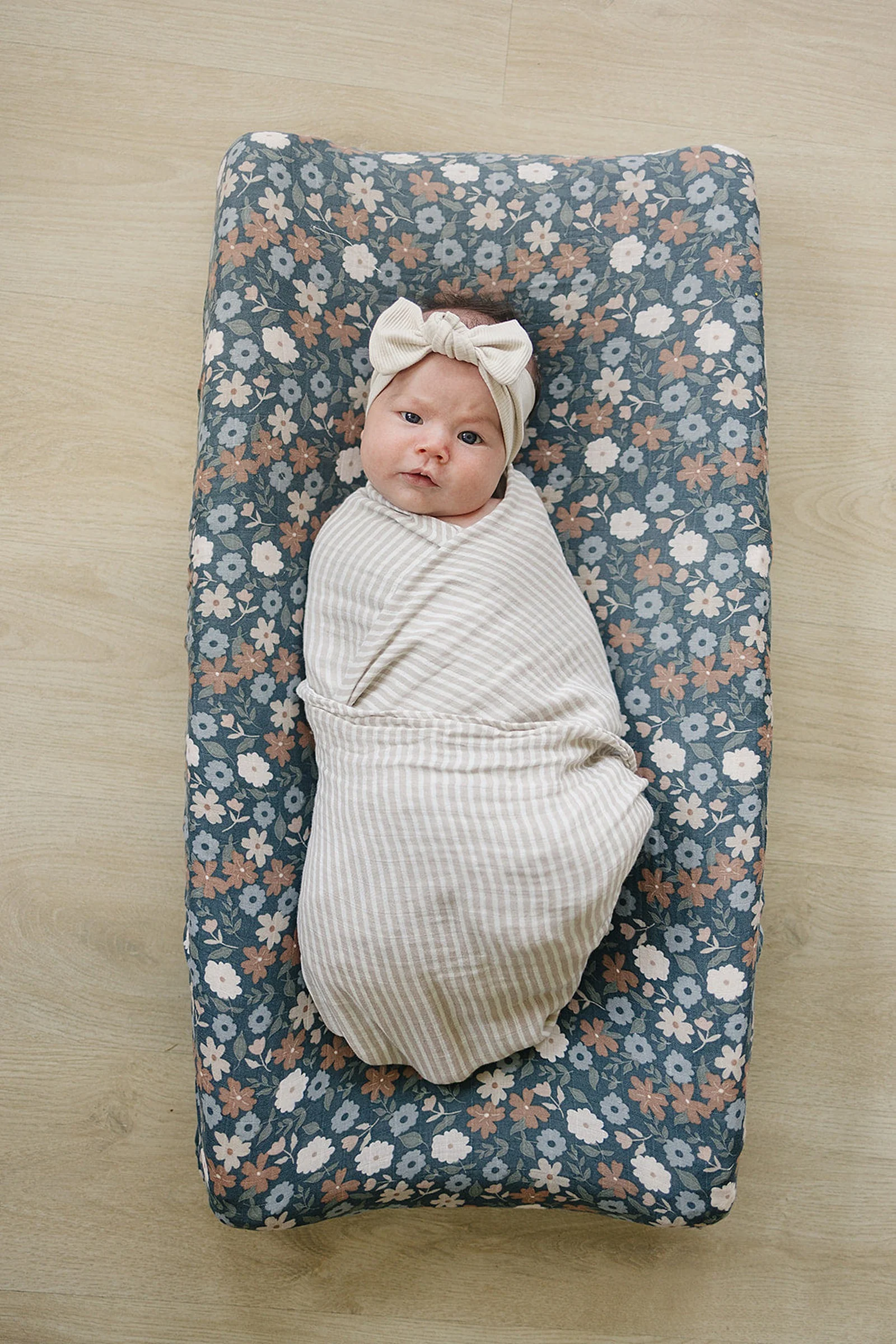 Mebie Baby Midnight Floral Print Muslin Changing Pad Cover, 100% Cotton, Baby Essentials - Image 2
