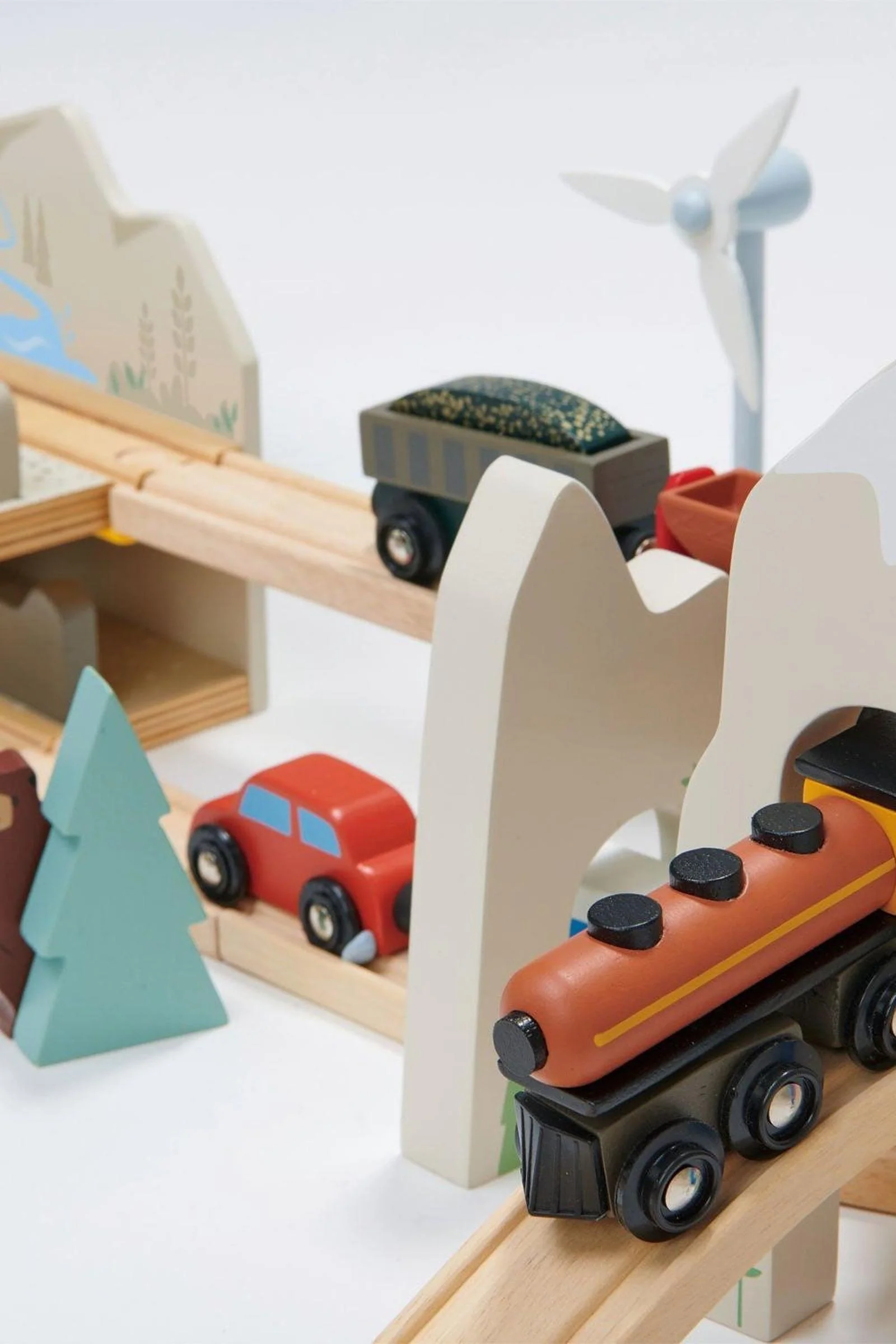 Tender Leaf Wooden Toys, Mountain View Train set - Image 18