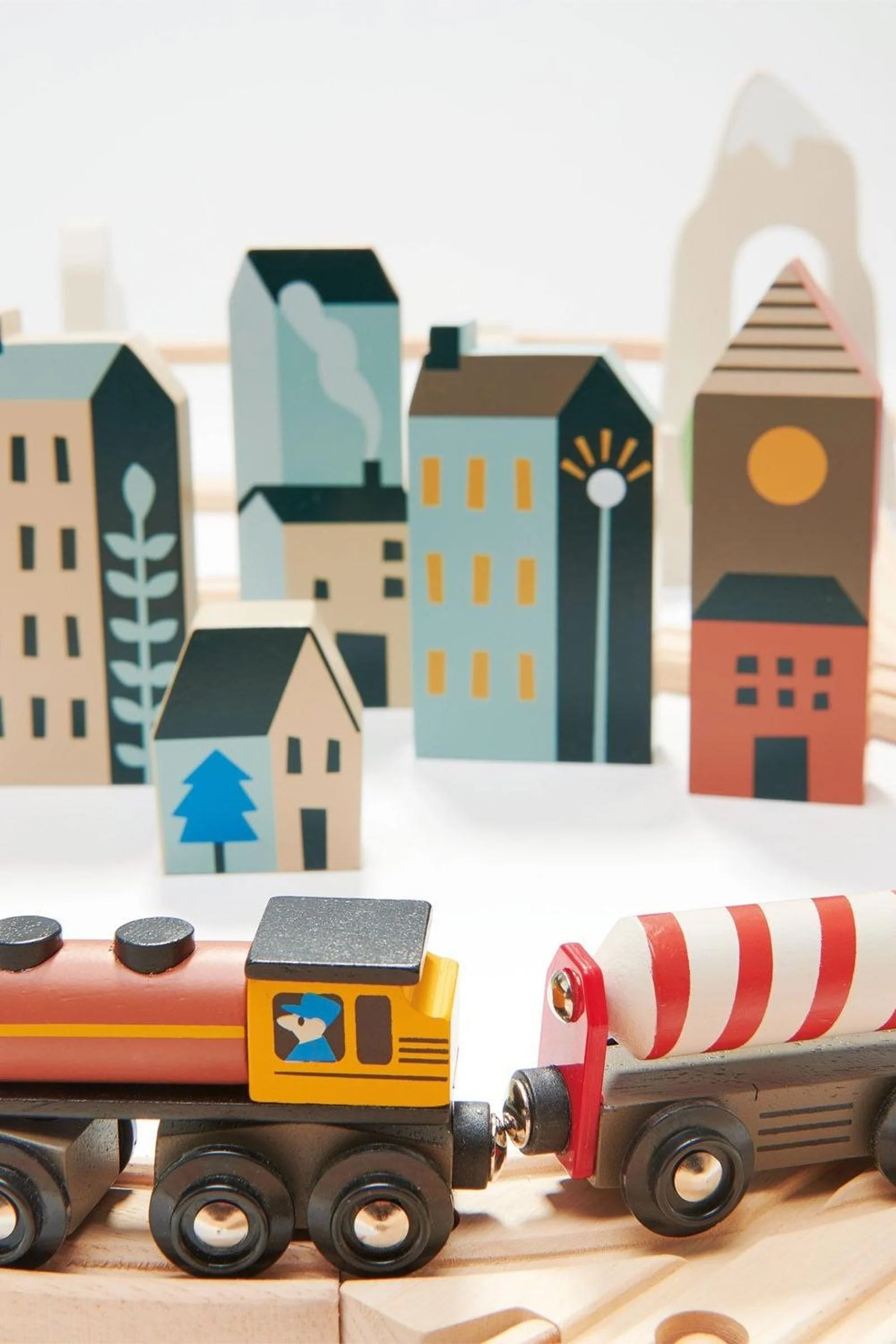 Tender Leaf Wooden Toys, Mountain View Train set - Image 19