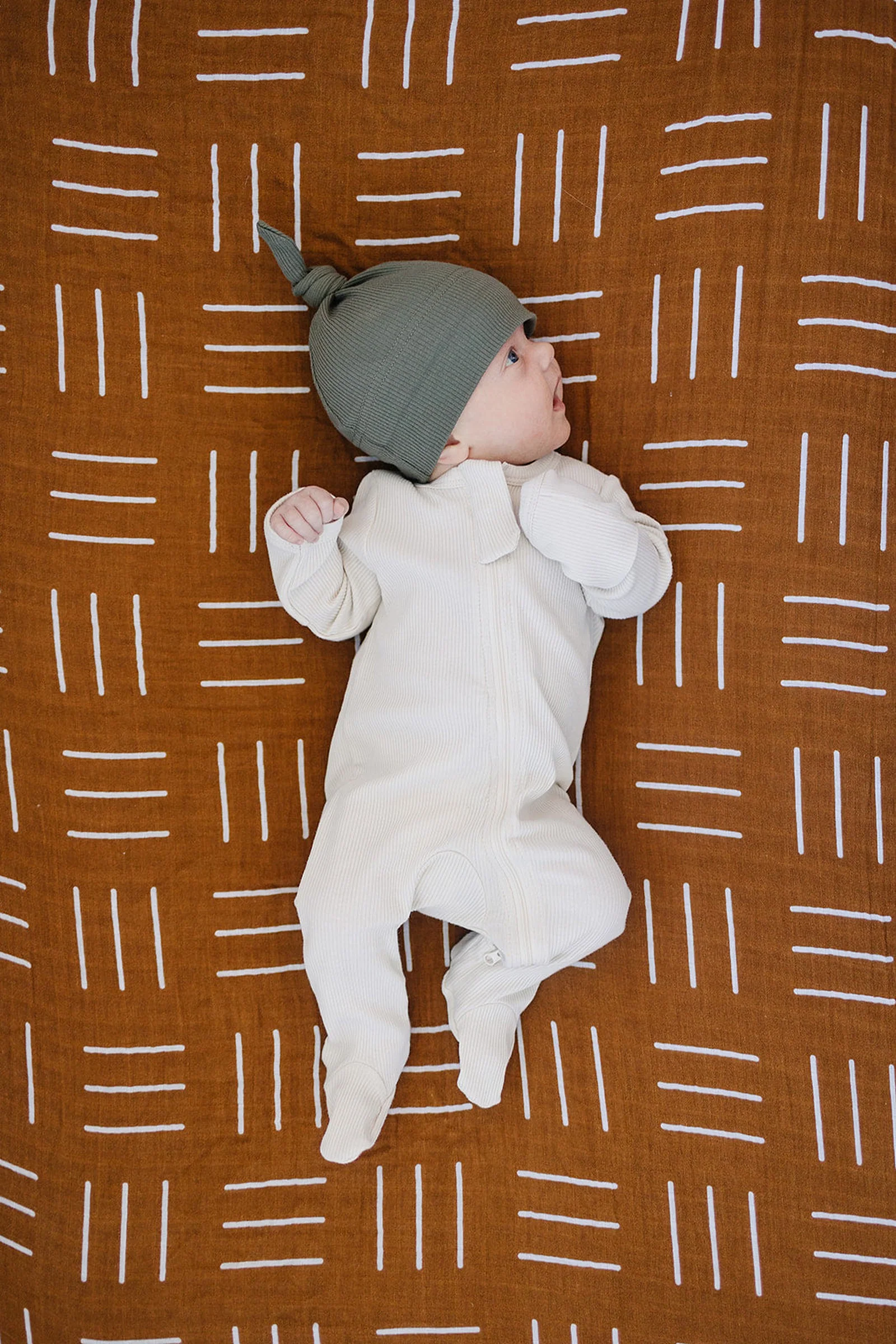 Mebie Baby Mustard Mudcloth Muslin Crib Sheet, 100% Cotton, Baby Essentials - Image 4