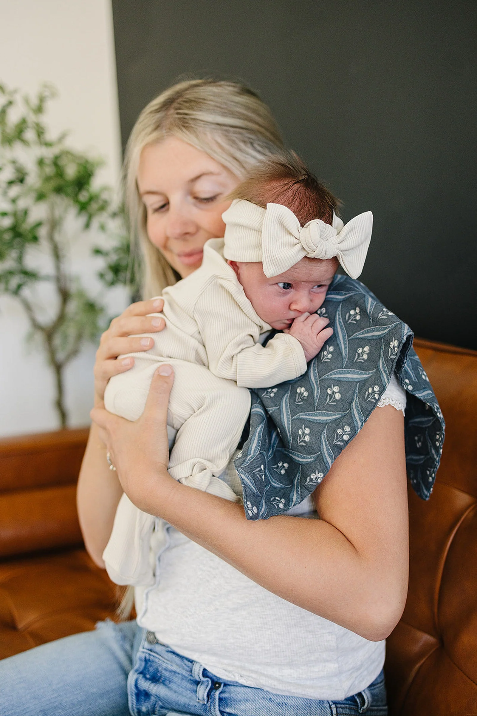 Mebie Baby Navy Berry Muslin Burp Cloth, 100% Cotton, Baby Essentials - Image 5