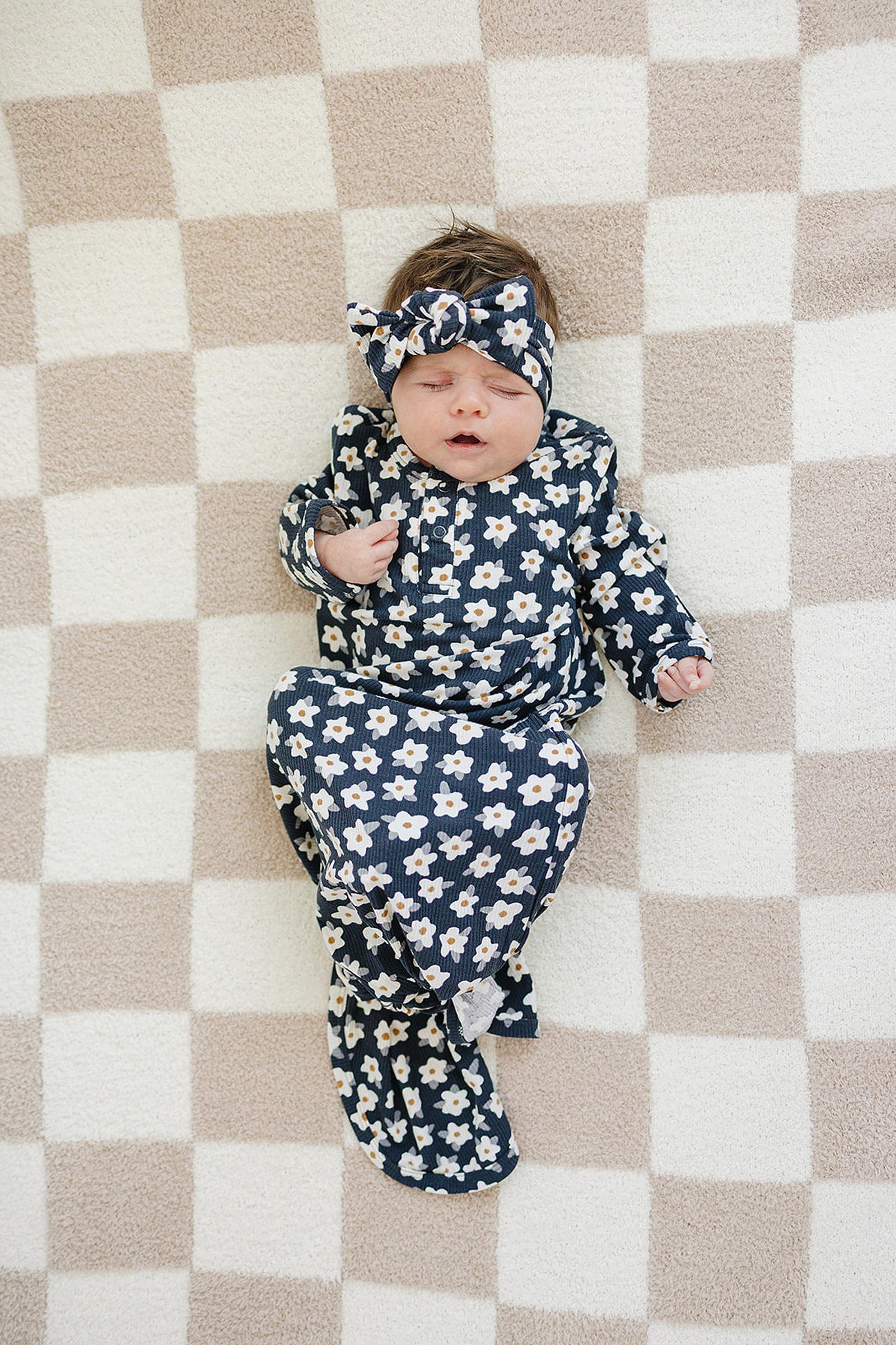 Mebie Baby Navy Daisy Ribbed Knot Gown, Bamboo, Baby Essentials - Image 4