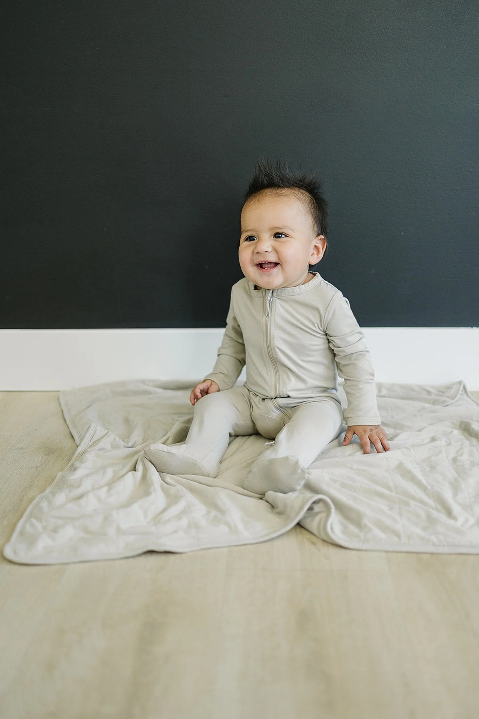 Mebie Baby Oatmeal Footed Zipper Pajama, Bamboo, Baby Essentials, Gender Neutral - Image 3