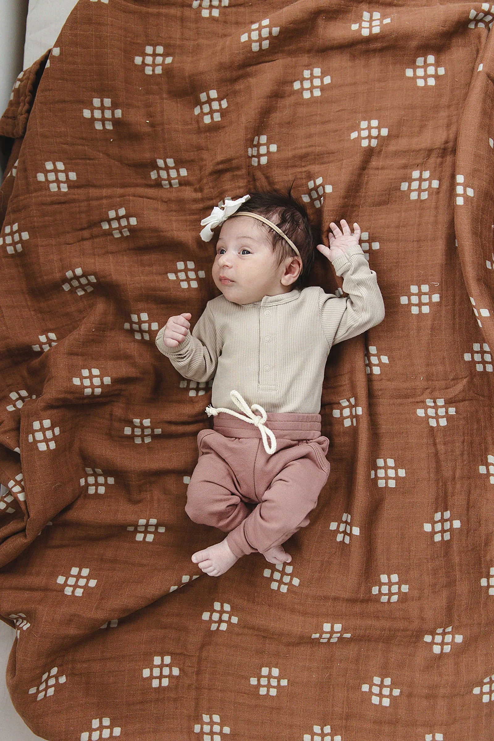 Mebie Baby Oatmeal Organic Snap Long Sleeve Ribbed Bodysuit, Cotton, Gender Neutral, Baby - Image 4