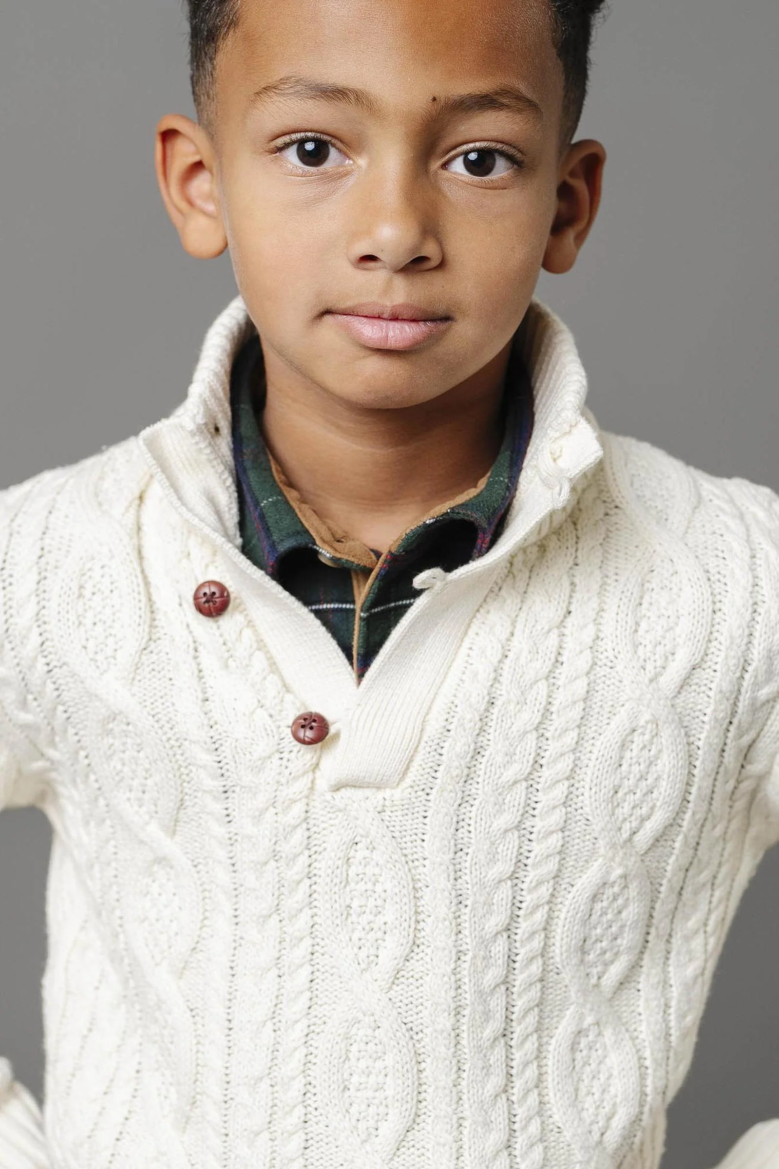 Hope & Henry Organic Cotton Cable Knit Mock Neck Sweater with Buttons For Boys, White, Toddler & Kids - Image 3