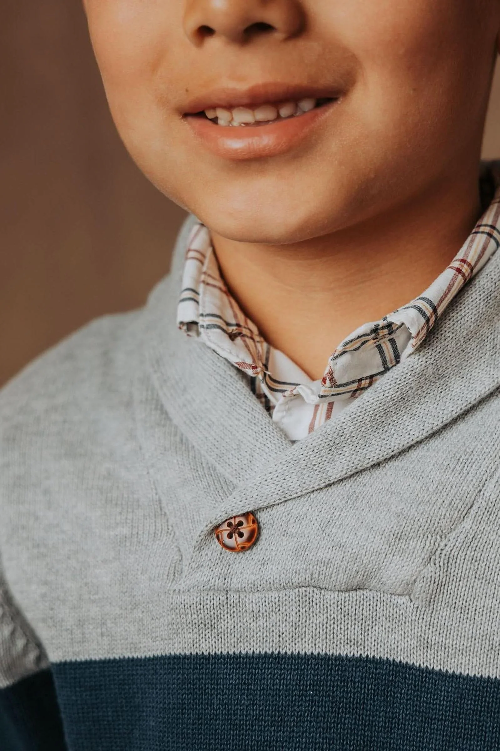 Hope & Henry Organic Cotton Shawl Collar Sweater for Baby Boys, Gray - Image 3