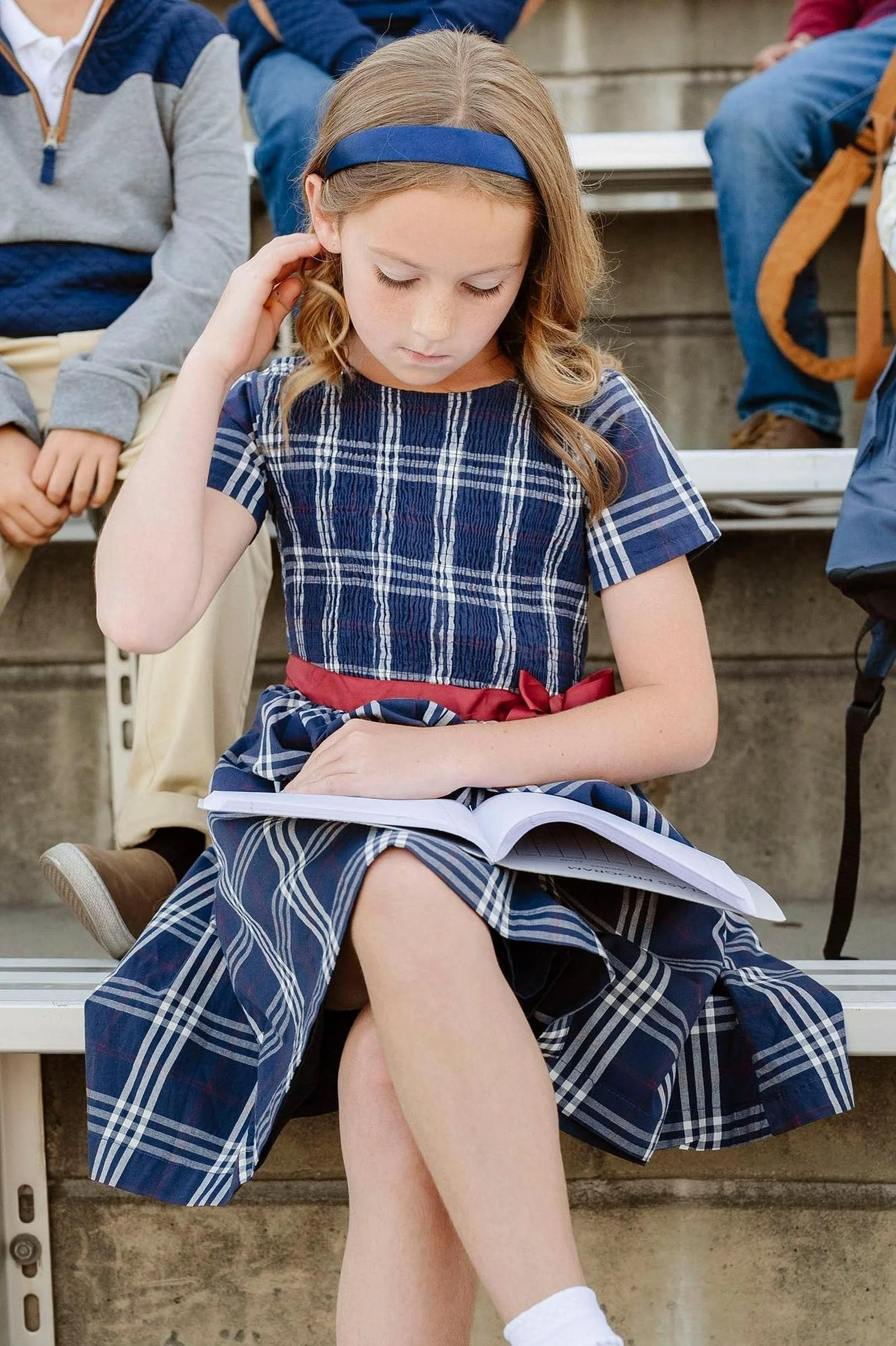 Hope & Henry Organic Cotton Smocked Poplin Dress for Girls, Navy Plaid, Toddler & Kids