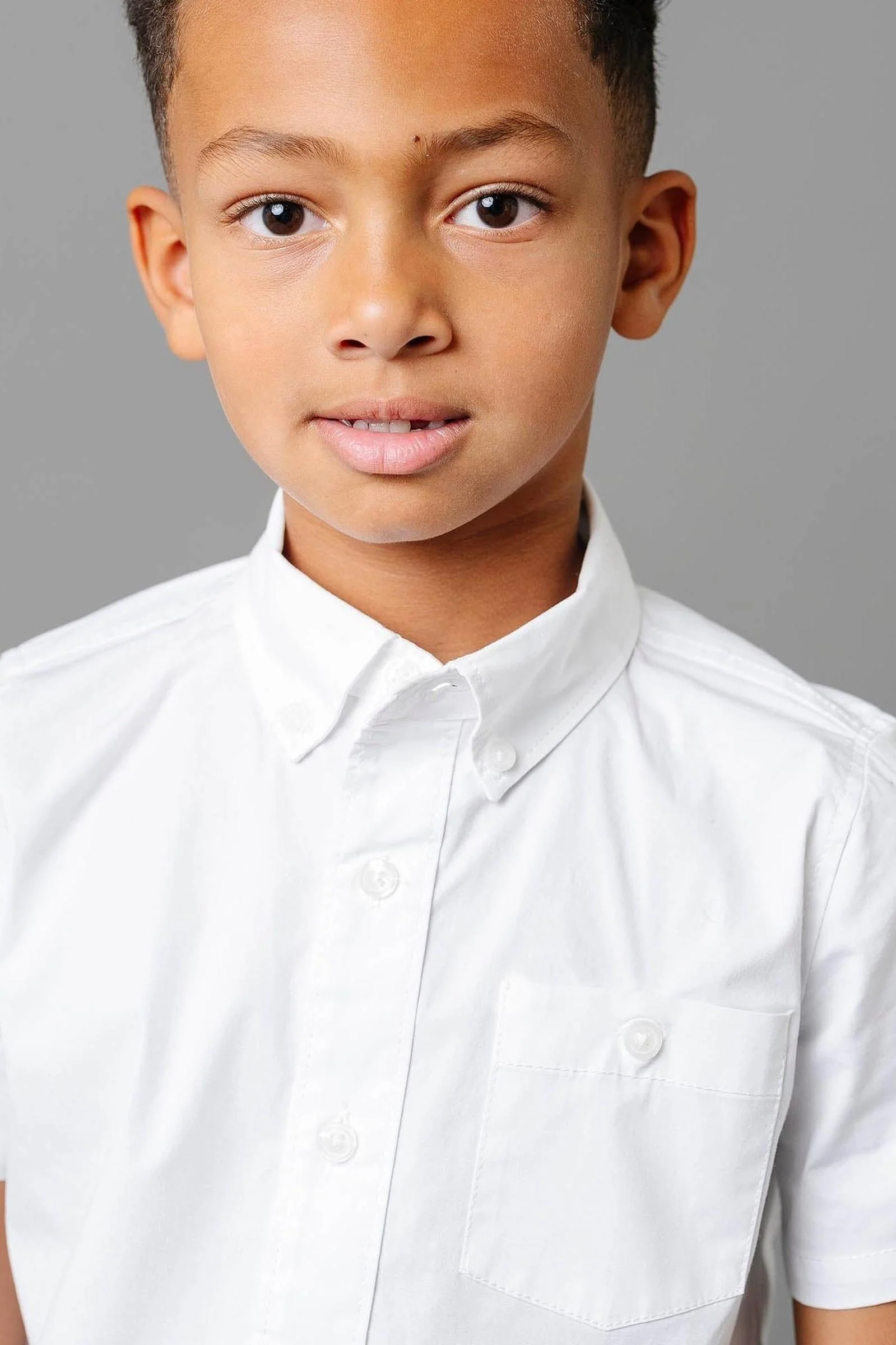 Hope & Henry Organic Cotton Stretch Poplin Short Sleeve Shirt for Boys, White, Toddler & Kids - Image 4