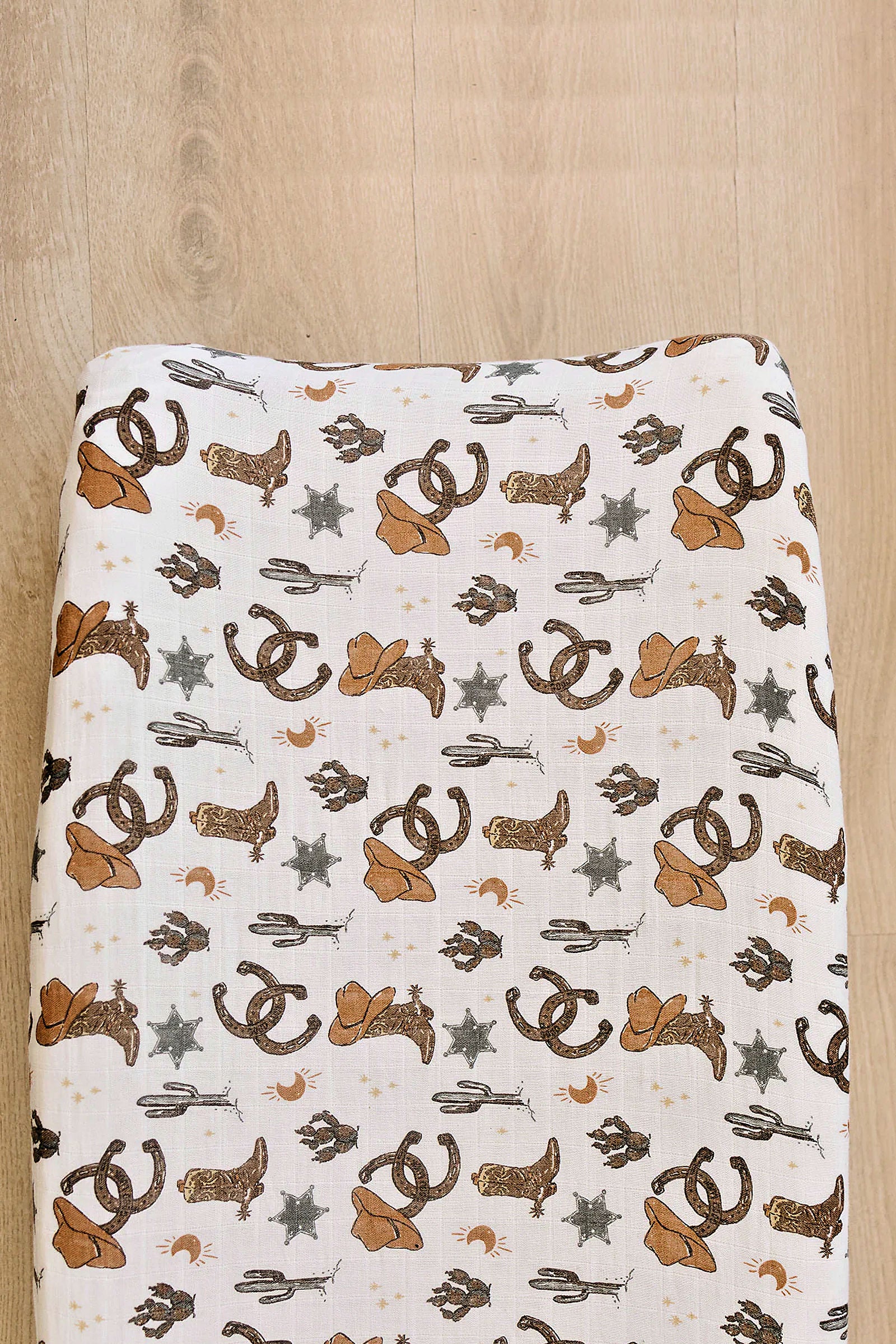 Mebie Baby Outlaw Cowboy Muslin Changing Pad Cover, 100% Cotton, Gender Neutral, Baby - Image 2