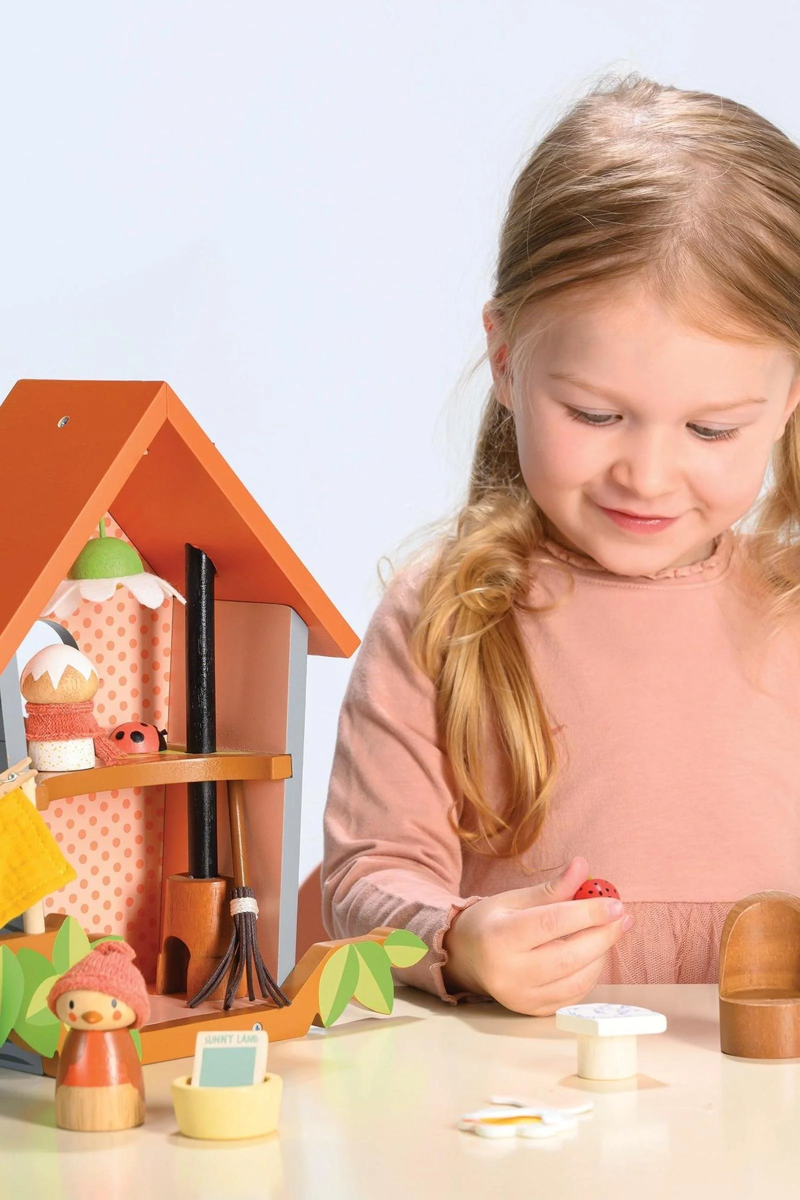 Tender Leaf Wooden Toys, Robin's Nest Box - Image 7