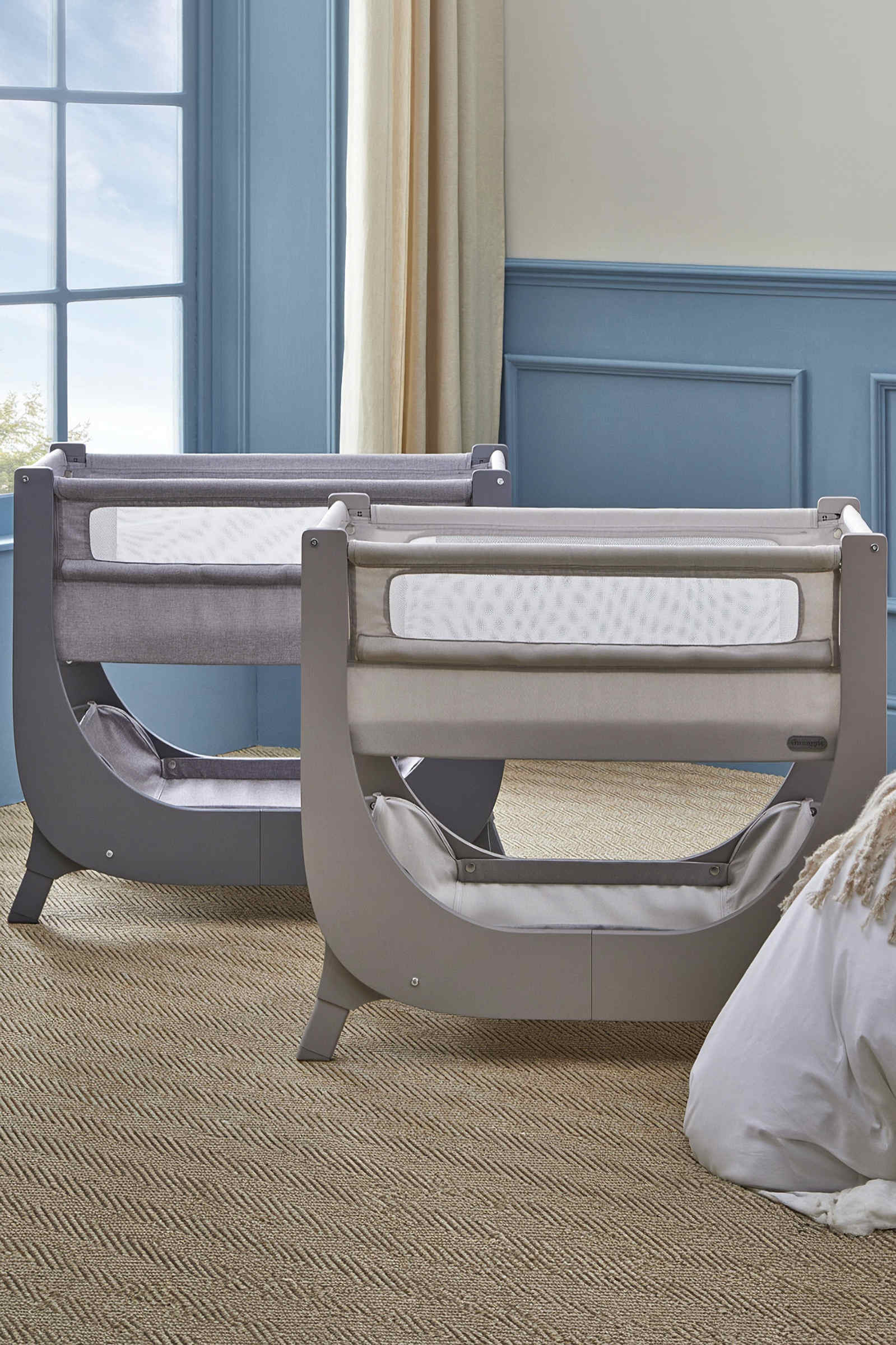 Shnuggle Air Lite Bedside Bassinet, Infant Crib, Height Adjustable - Image 12