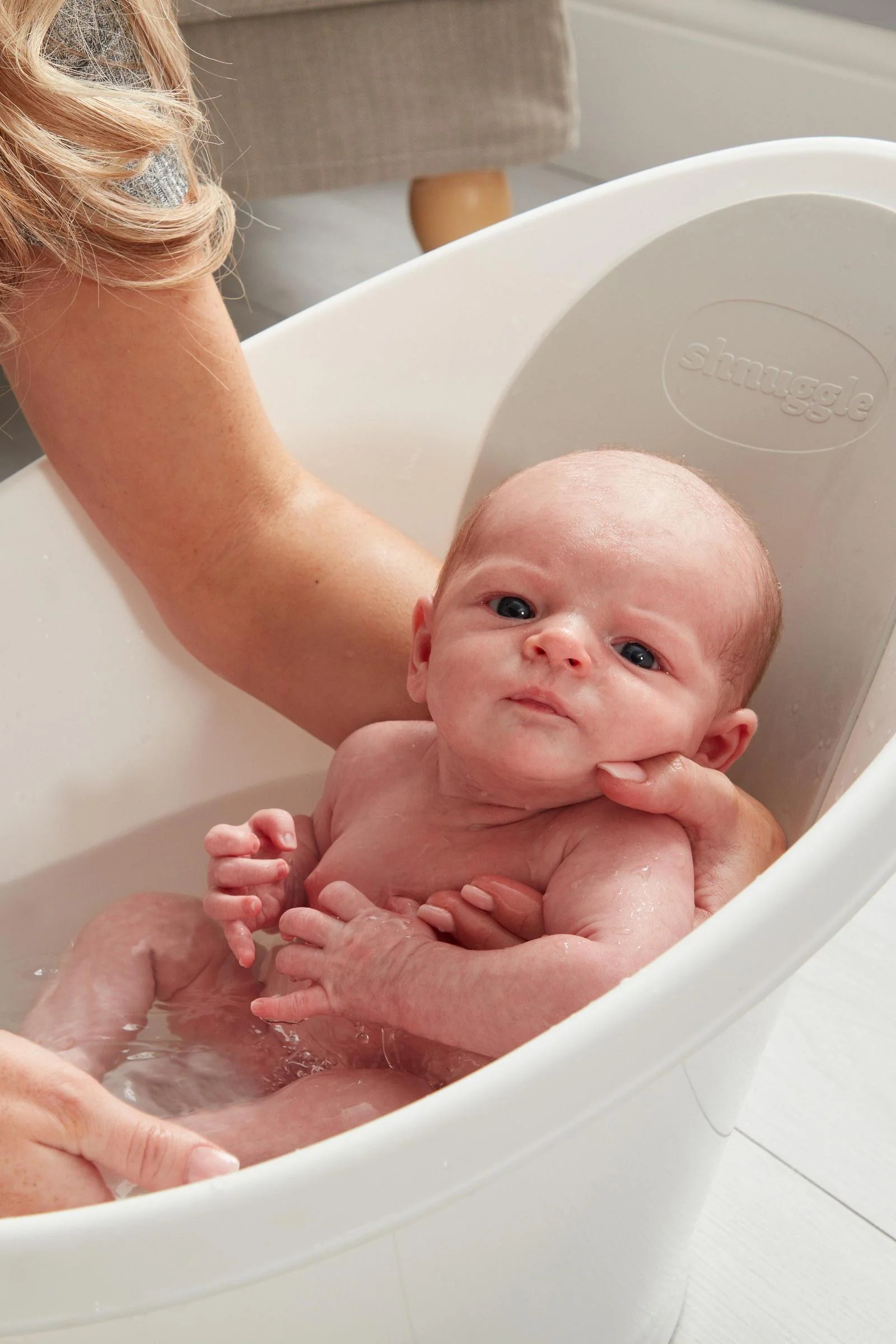 Shnuggle Baby Bath, Newborn baby bath Support with Bum Bump, Compact Bathtub for newborns and babies - Image 5