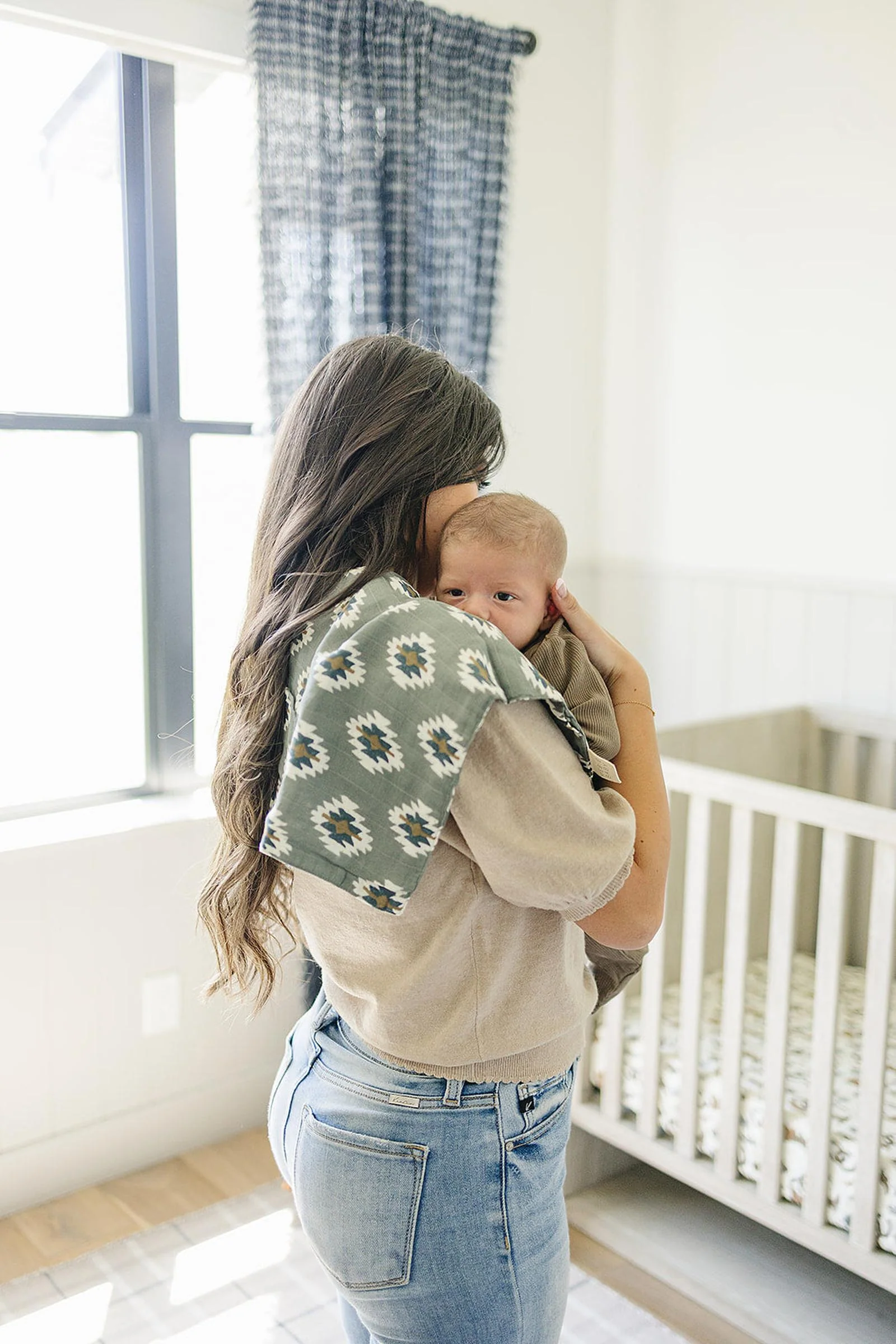 Mebie Baby Southwest Aztec Muslin Burp Cloth, 100% Cotton, Rodeo Collection, Neutral Colors, Gender Neutral, Baby - Image 4