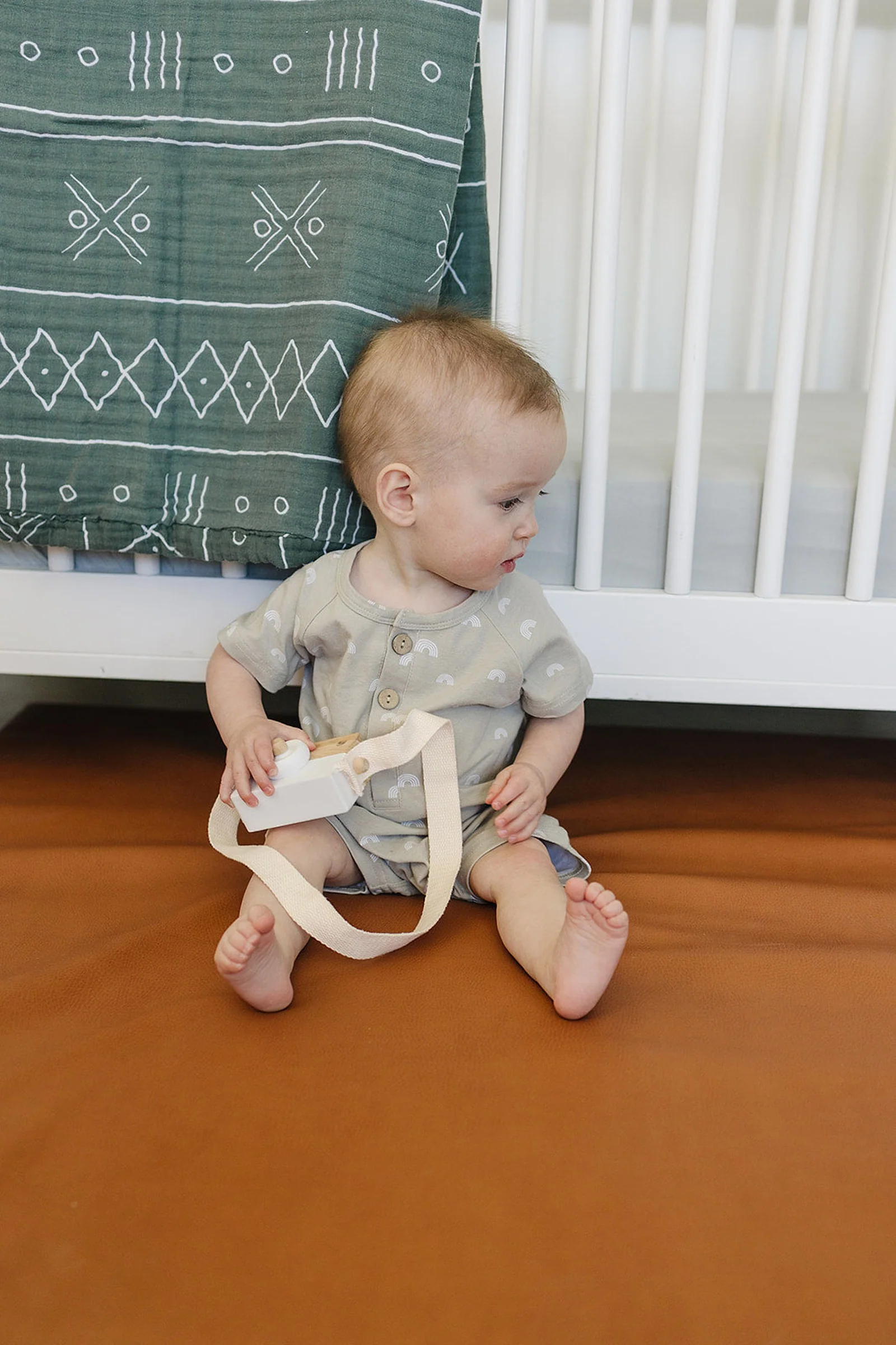 Mebie Baby Stone Stretch Crib Sheet, Bamboo, Baby Essentials - Image 5