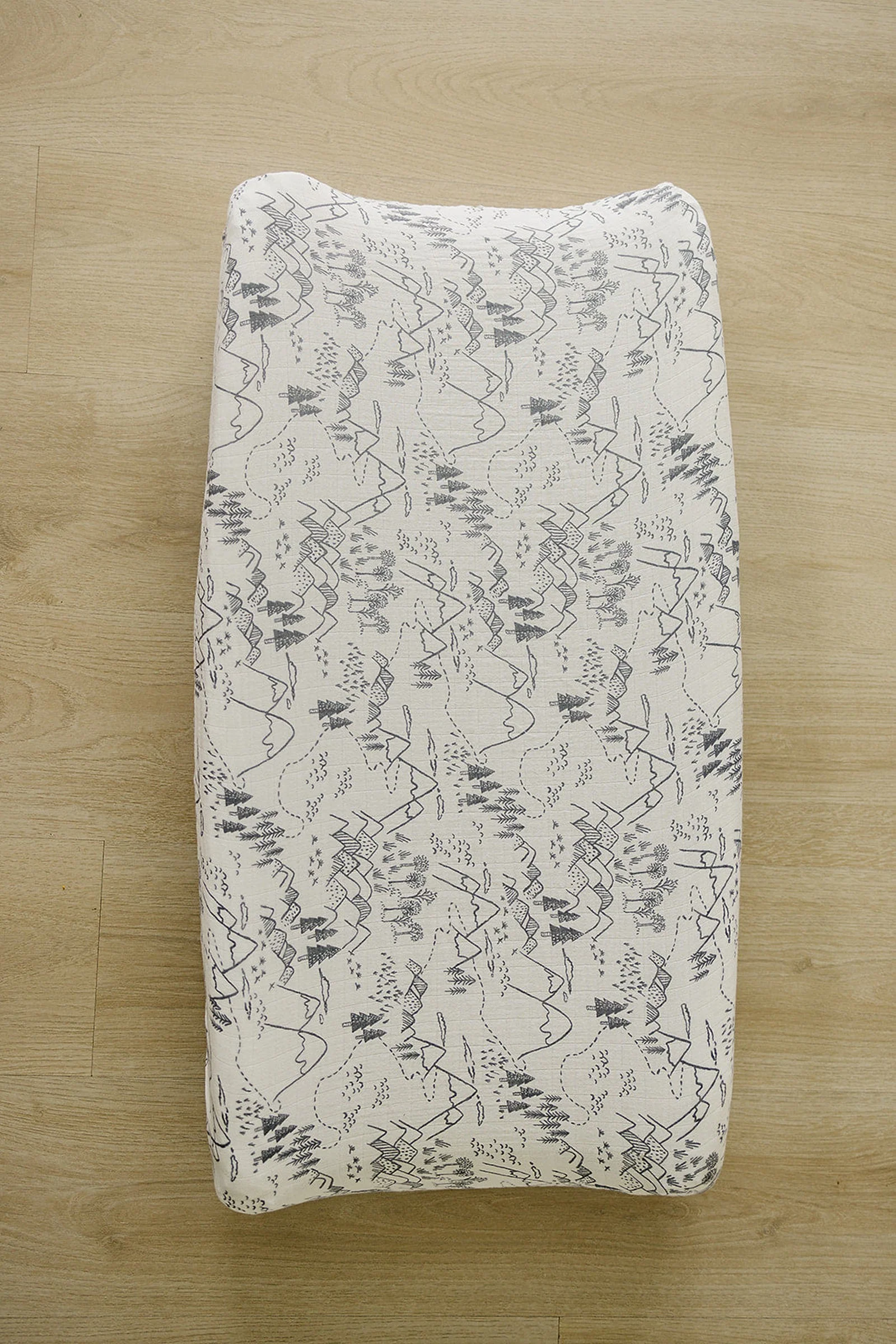 Mebie Baby Summit Muslin Changing Pad Cover, 100% Cotton, Baby Essentials - Image 3