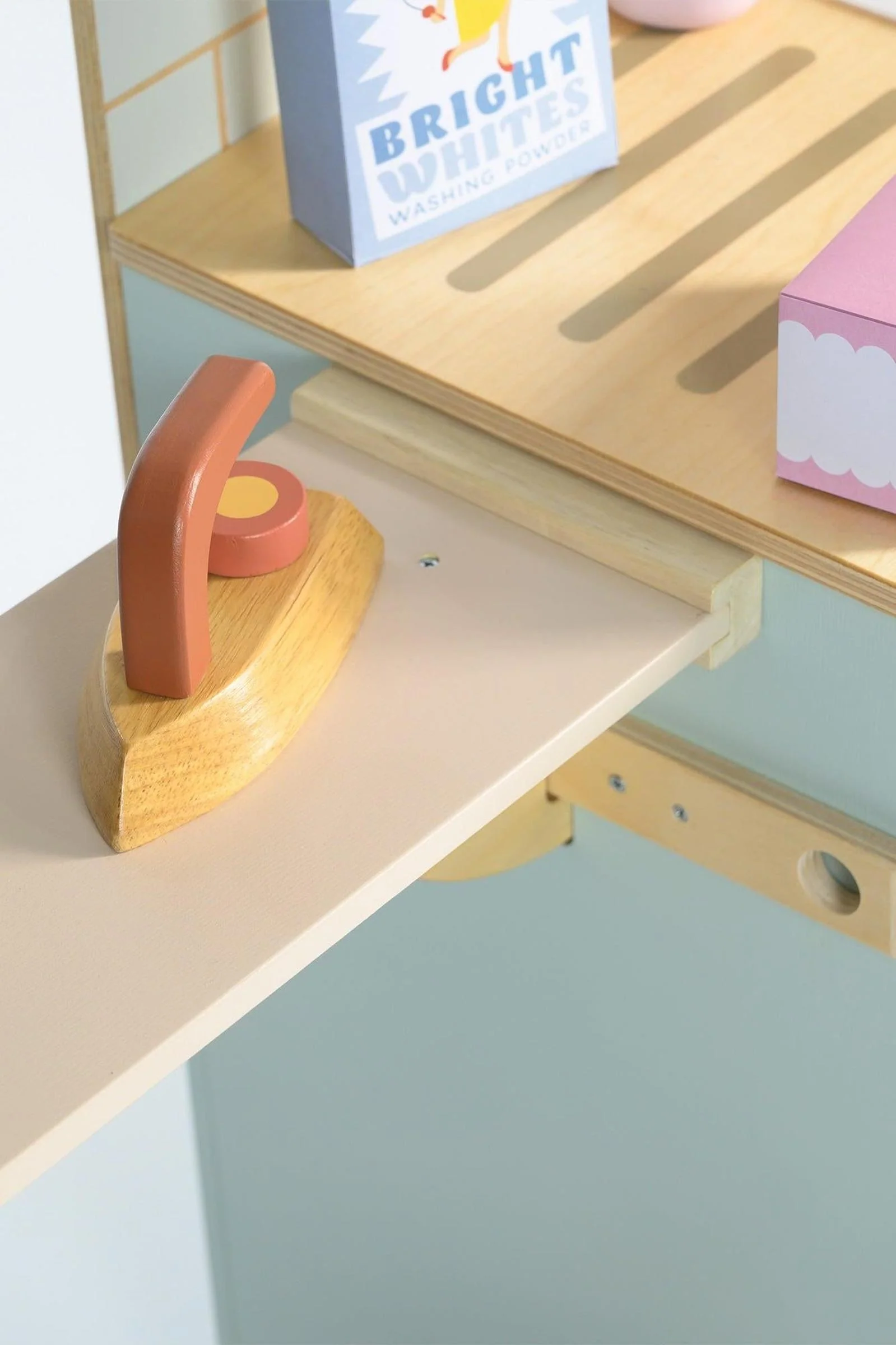Tender Leaf Wooden Toys, Tenderleaf Laundrette - Image 11