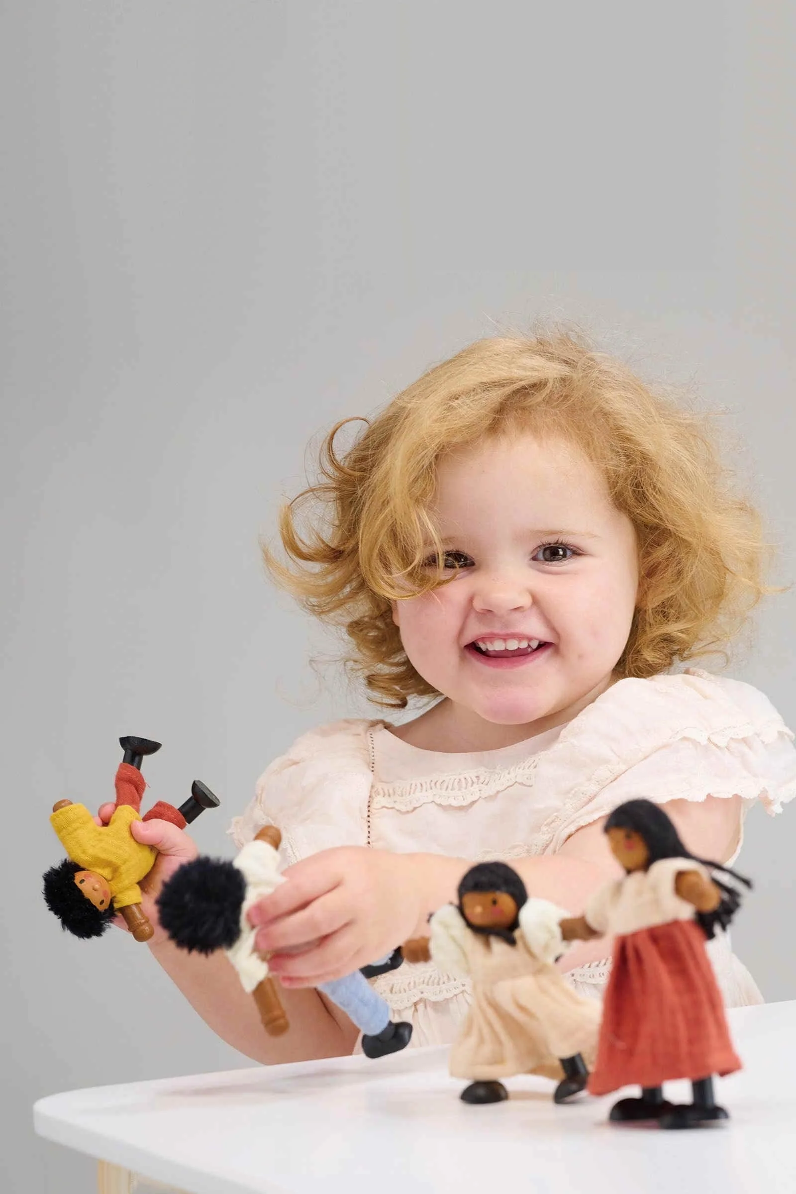 Mentari Wooden Toys, The Berrybunch Doll Family - Image 4