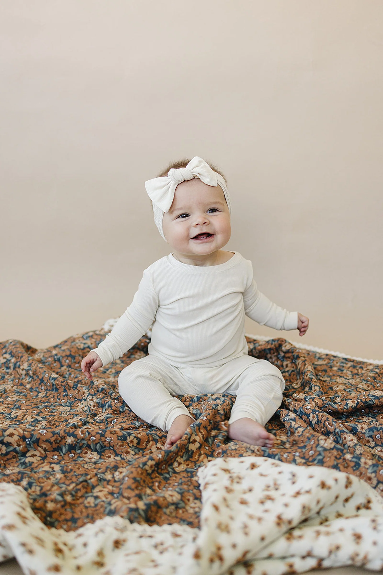 Mebie Baby Venetian Floral + Autumn Bloom Lace Muslin Crib Quilt, 100% Cotton, Baby Essentials - Image 4