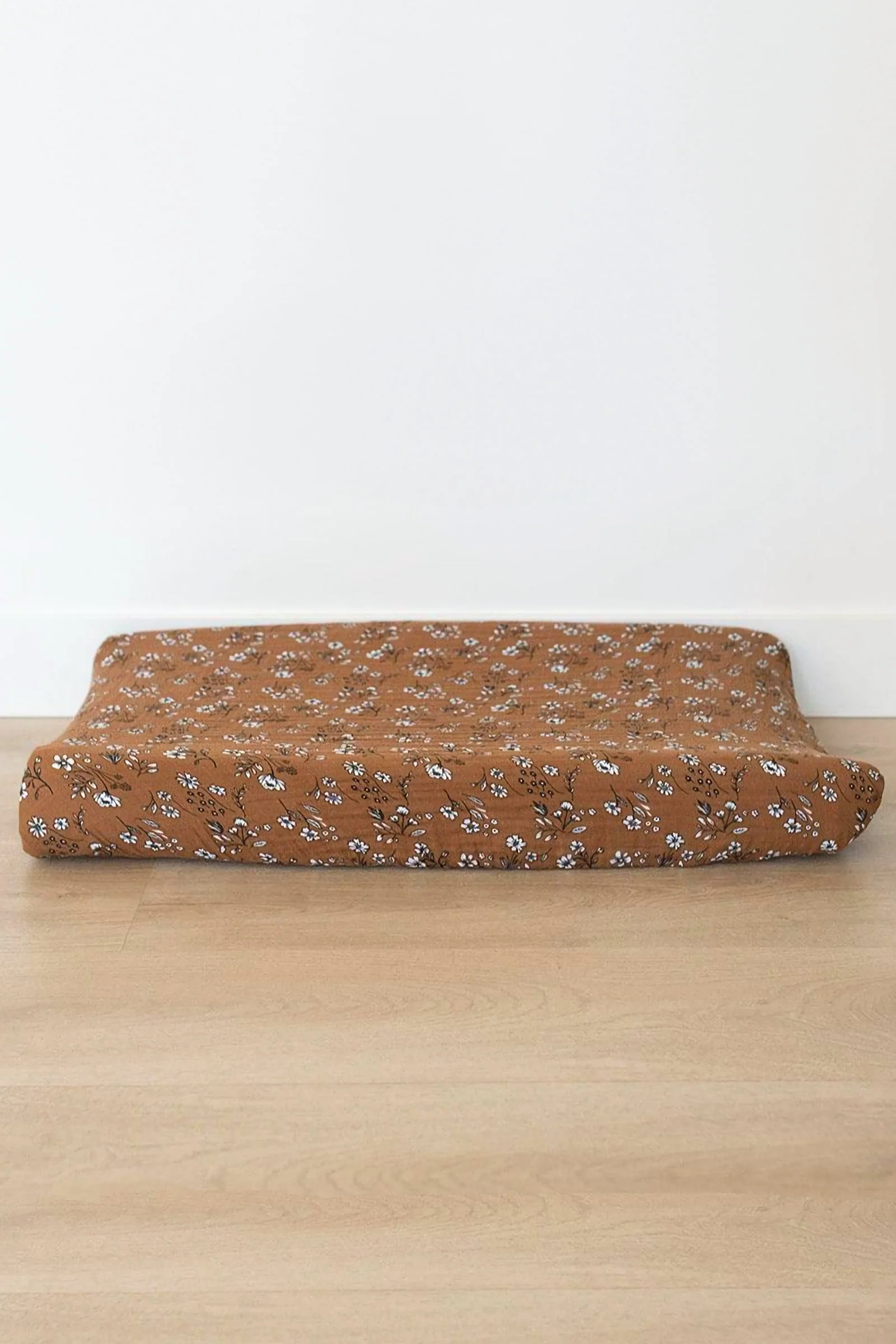 Mebie Baby Vintage Floral Muslin Changing Pad Cover, 100% Cotton, Baby & Toddler