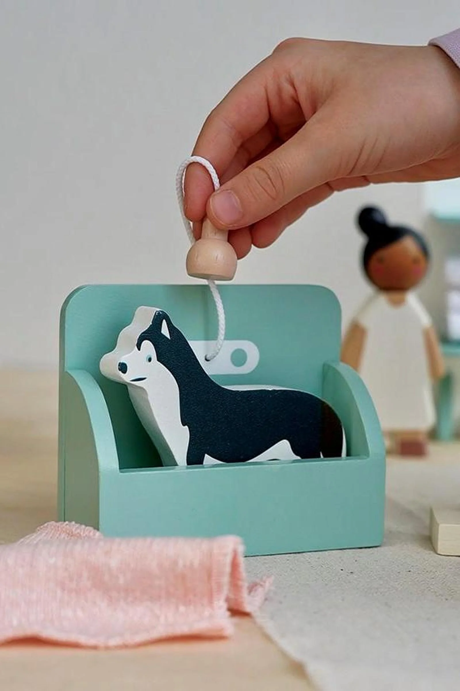 Tender Leaf Wooden Toys, Waggy Tails Dog Salon - Image 13
