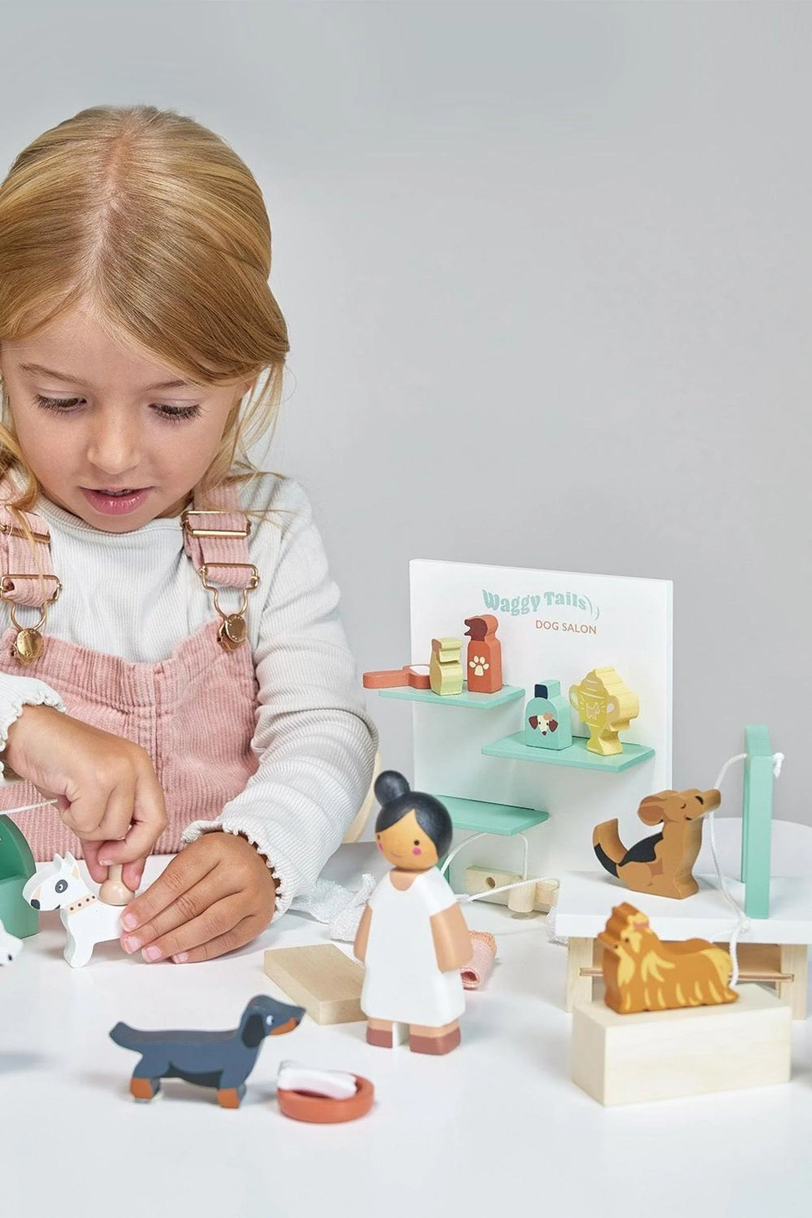Tender Leaf Wooden Toys, Waggy Tails Dog Salon - Image 16