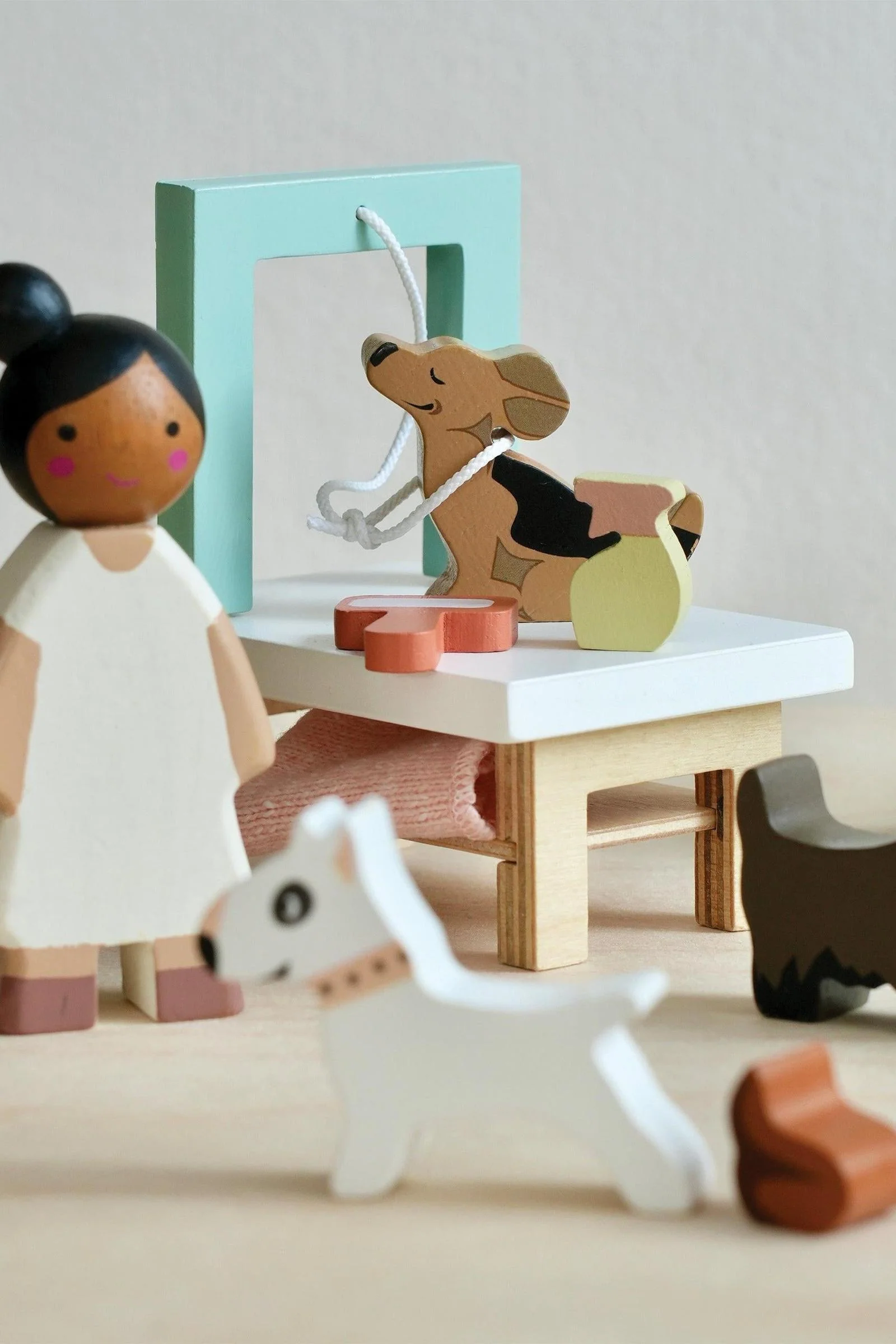 Tender Leaf Wooden Toys, Waggy Tails Dog Salon - Image 7