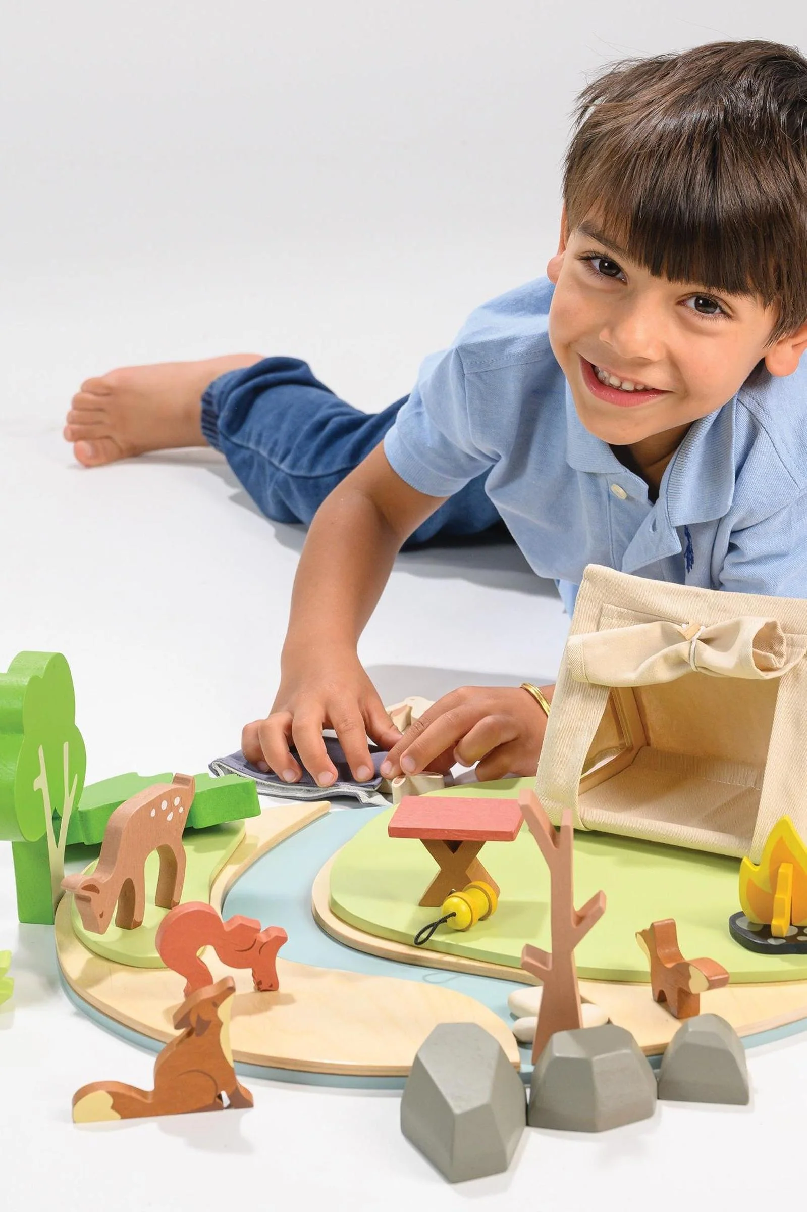 Tender Leaf Wooden Toys, Wildlife Camping Playset - Image 5