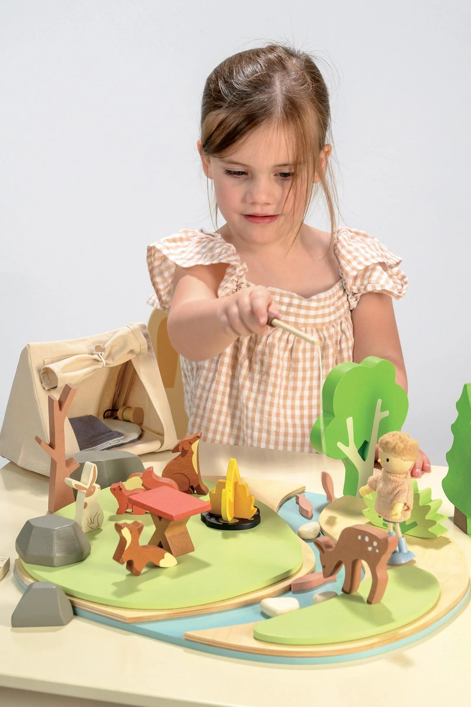 Tender Leaf Wooden Toys, Wildlife Camping Playset - Image 6