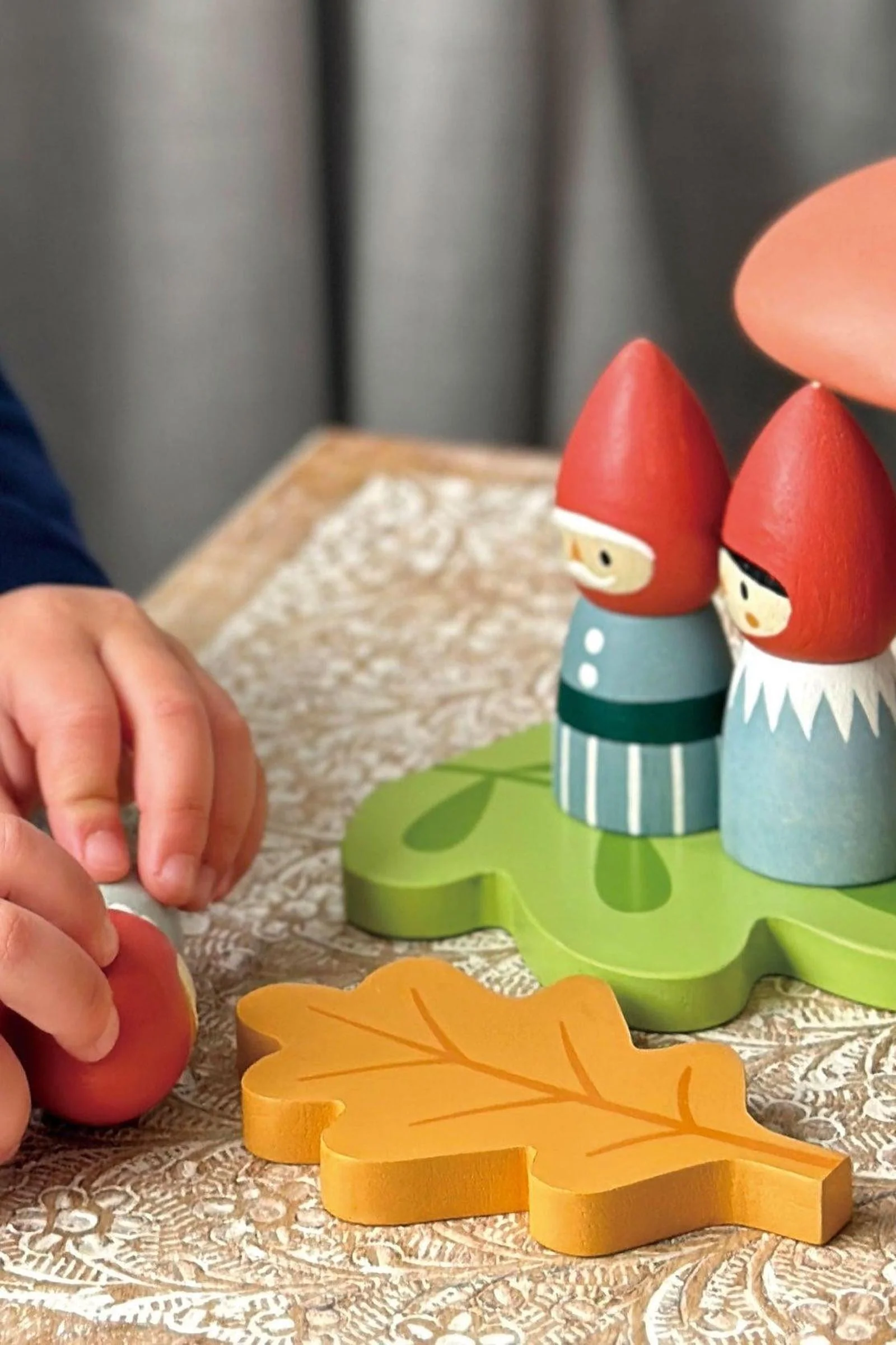 Tender Leaf Wooden Toys, Woodland Gnome Family - Image 4